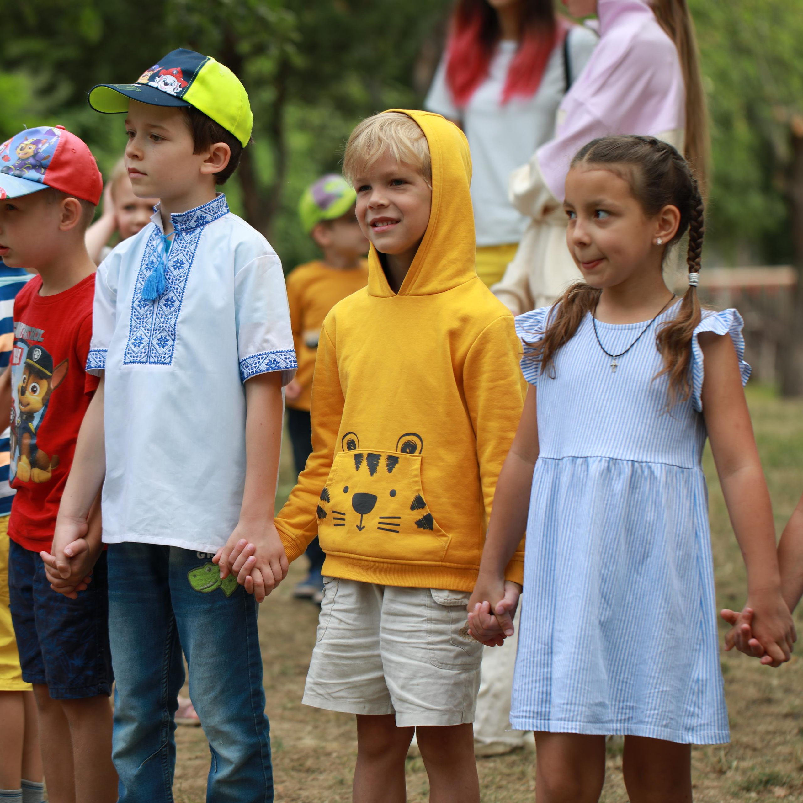 Долоньки літо 2022 випускний. Наталя Твердохліб - дитячий та сімейний фотограф в Дрездені, Німеччина