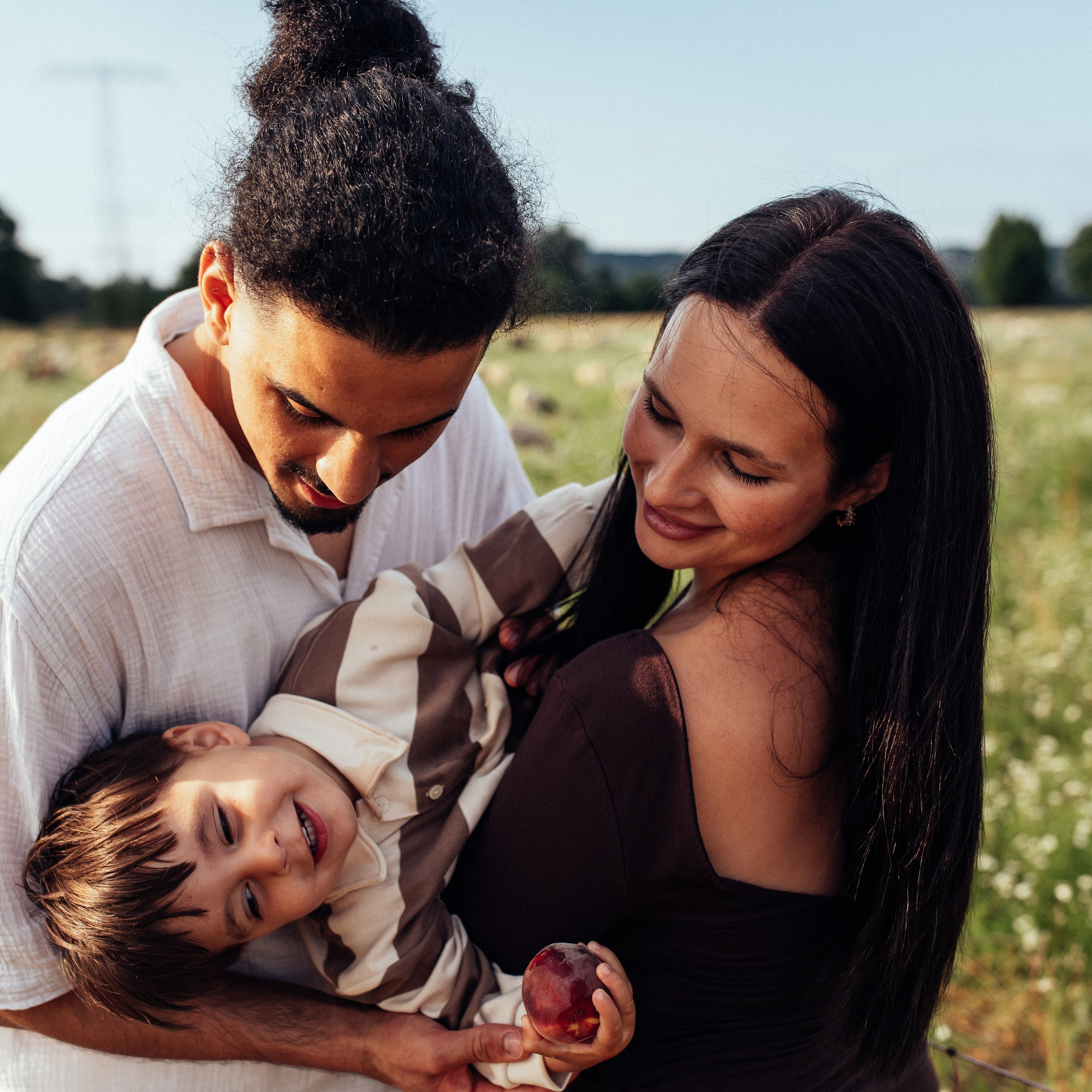 Elias. Natalia Tverdokhlib ist eine Kinder- und Familienfotografin in Dresden
