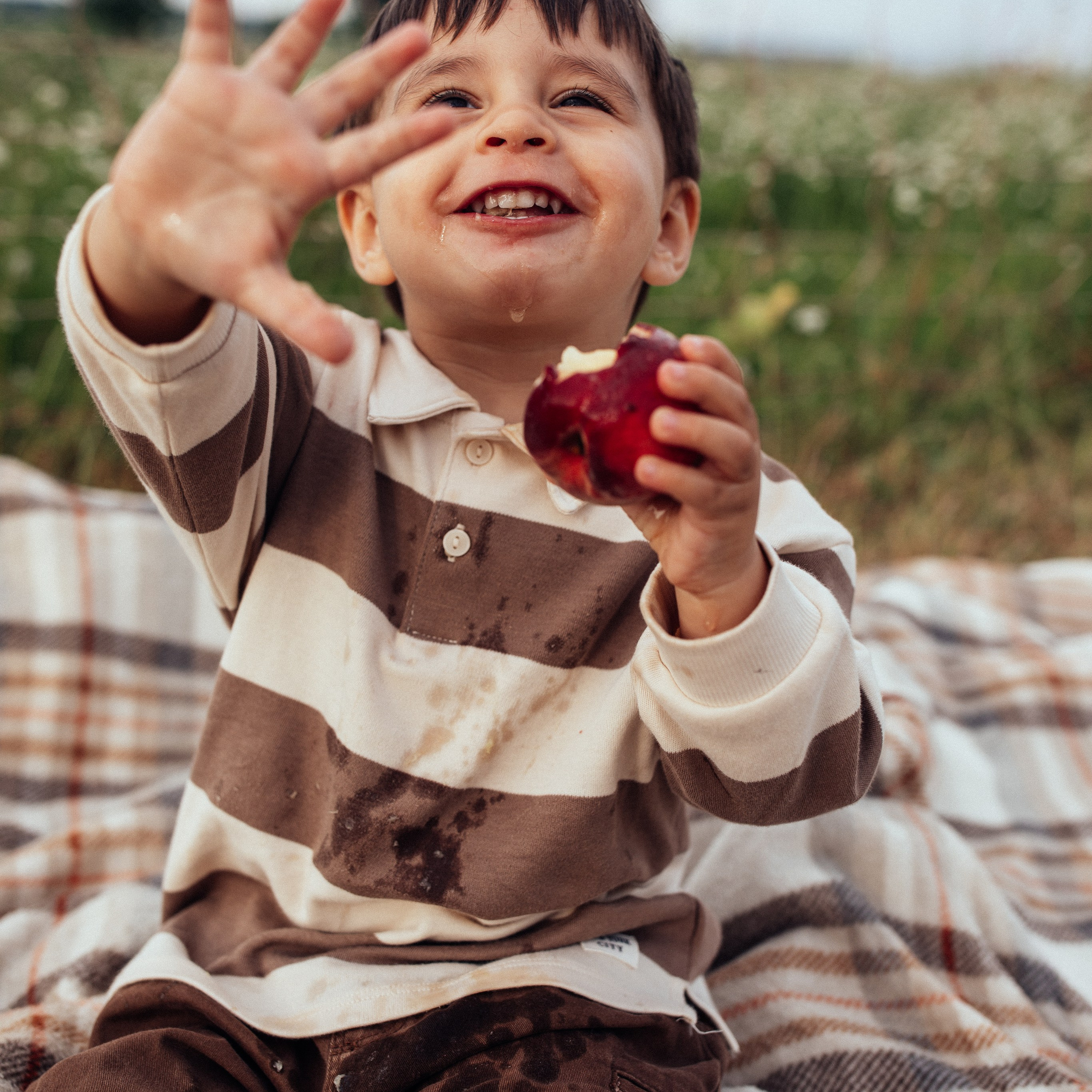Elias. Natalia Tverdokhlib ist eine Kinder- und Familienfotografin in Dresden