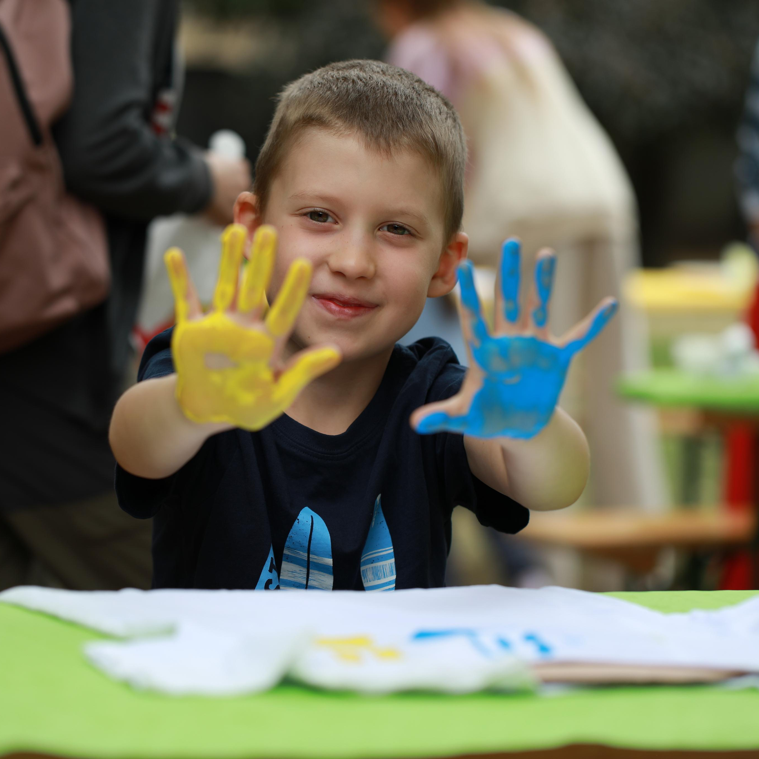 Долоньки літо 2022 випускний. Наталя Твердохліб - дитячий та сімейний фотограф в Дрездені, Німеччина