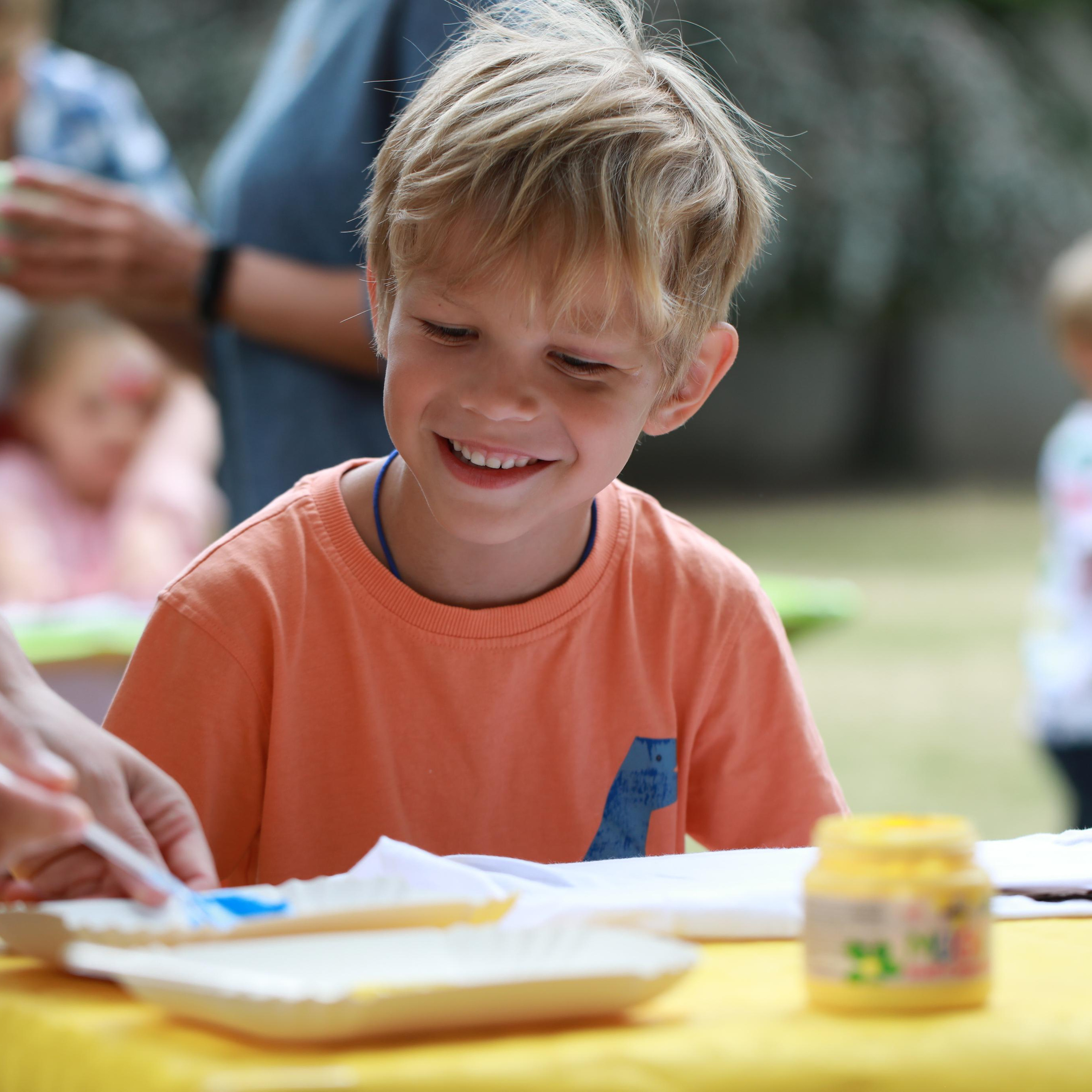 Долоньки літо 2022 випускний. Наталя Твердохліб - дитячий та сімейний фотограф в Дрездені, Німеччина