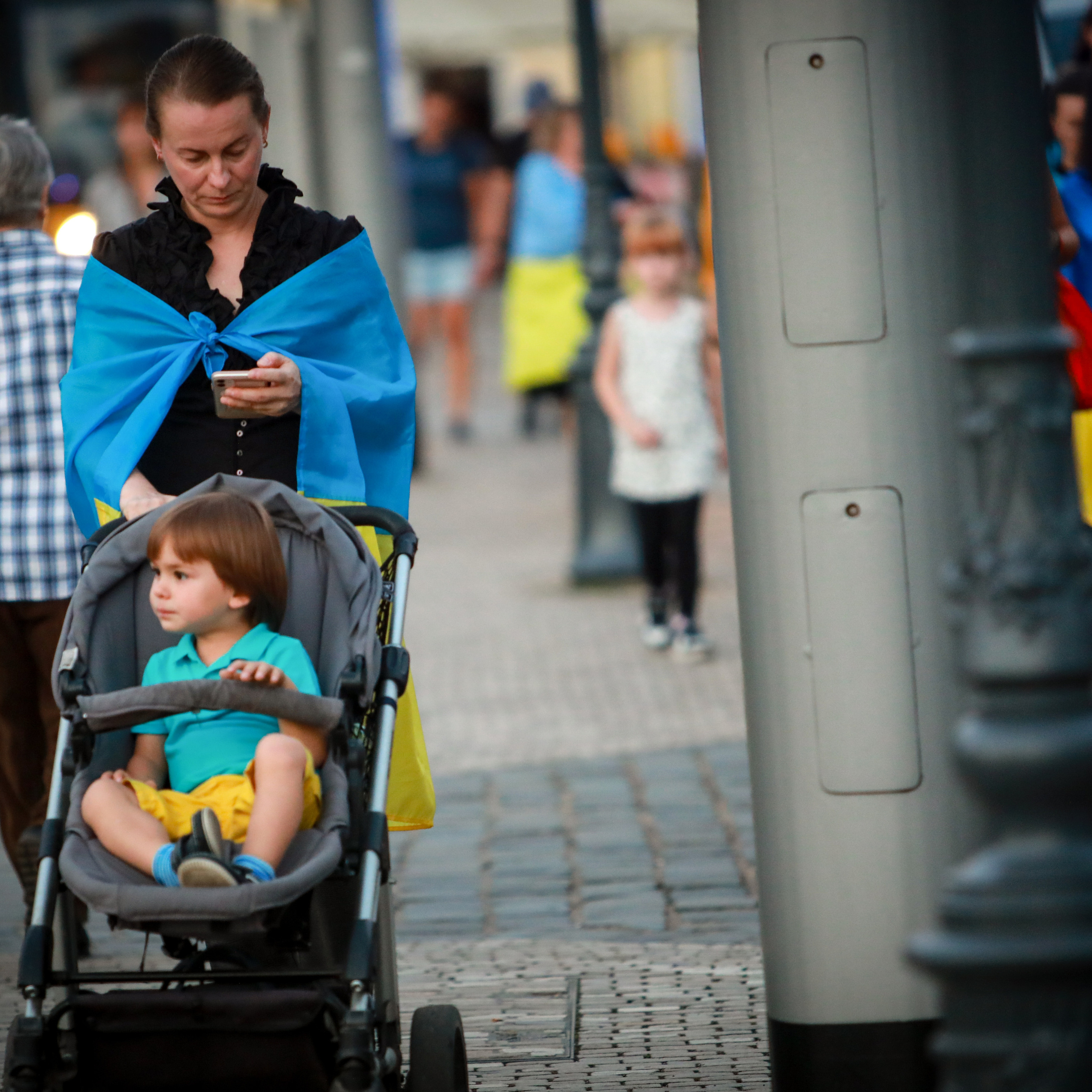 Дрезден мітинг. Наталя Твердохліб - дитячий та сімейний фотограф в Дрездені, Німеччина