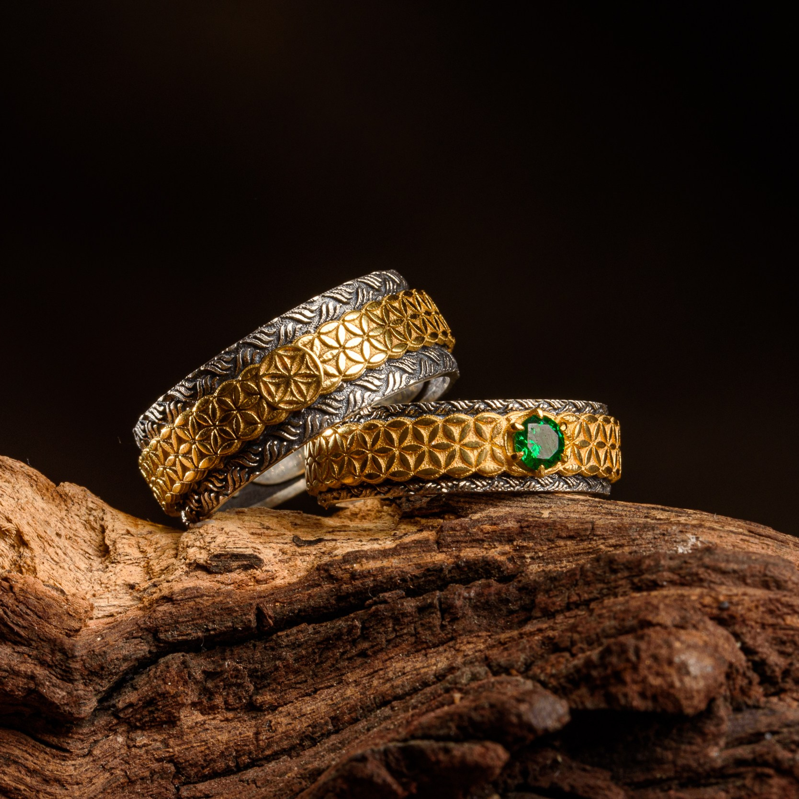 ЮВЕЛІРНІ ПРИКРАСИ