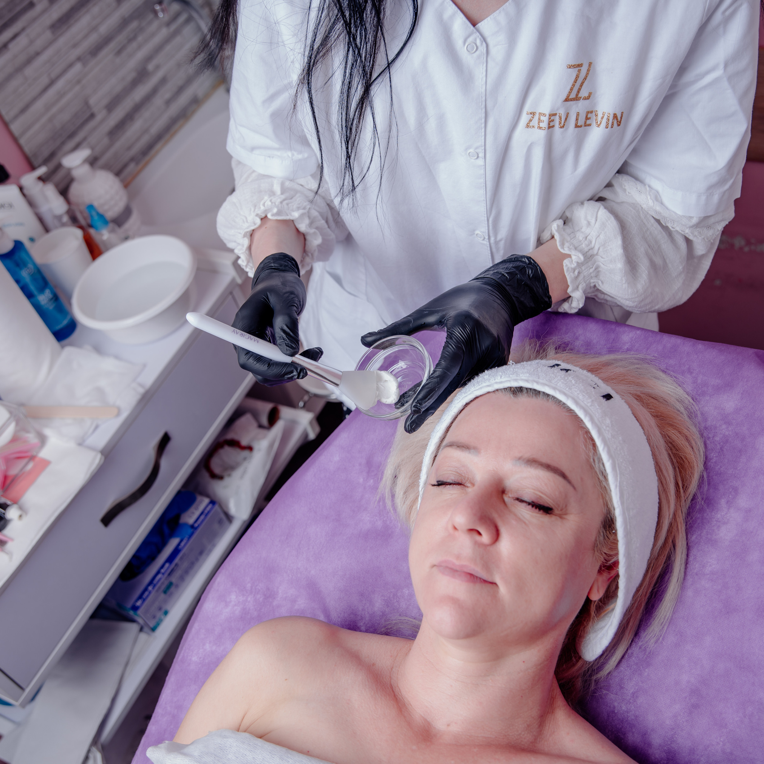 For Beauty Salon Zeev Levin http://www.zeevlevin.com/