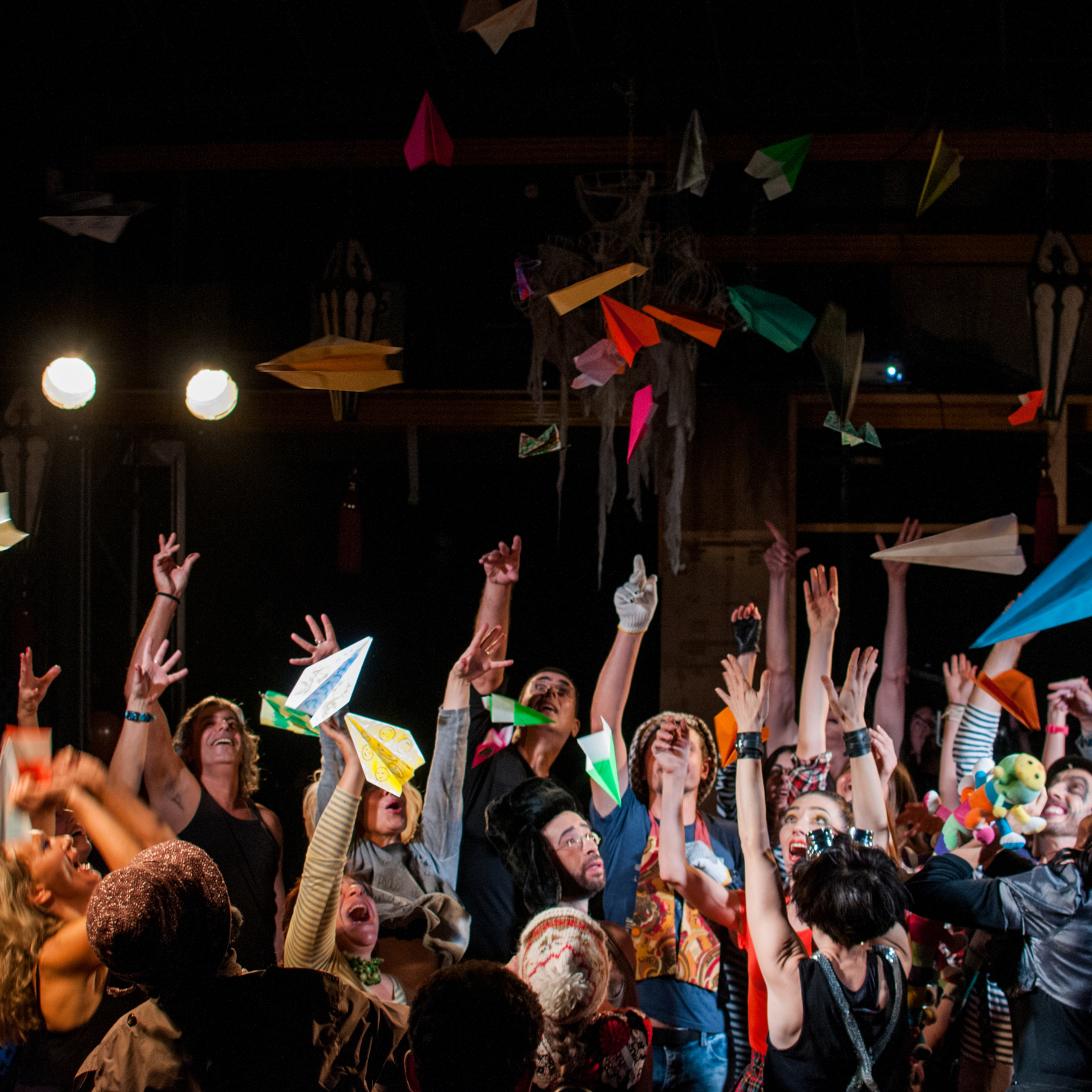 Backstage from the filming of the video clip of the Pavel Dementiev Theater. צלמת ירושלים תל אביב ישראל