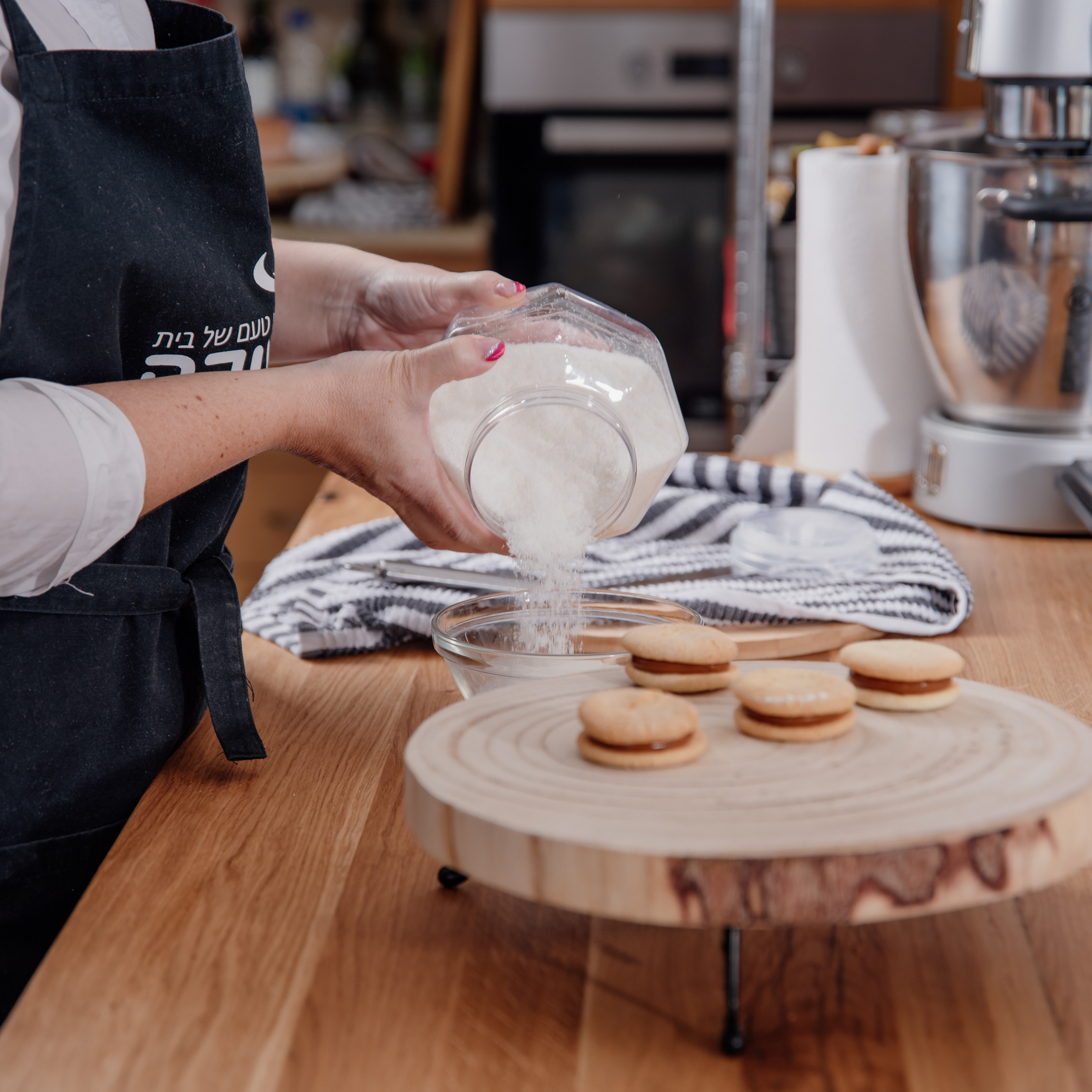 Shooting for a profile confectioner. צלמת ירושלים תל אביב ישראל