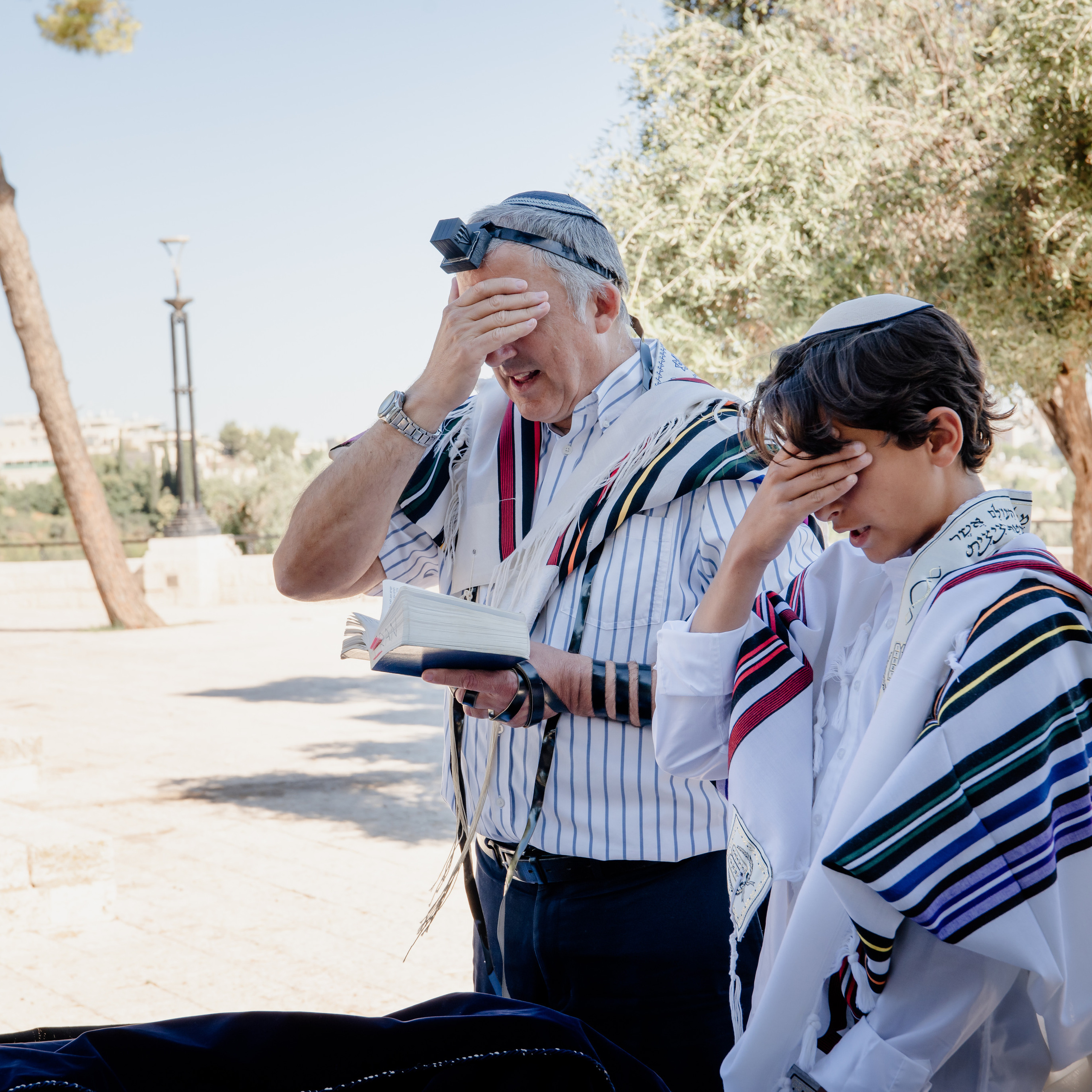 בר מצווה. צלמת ירושלים תל אביב ישראל