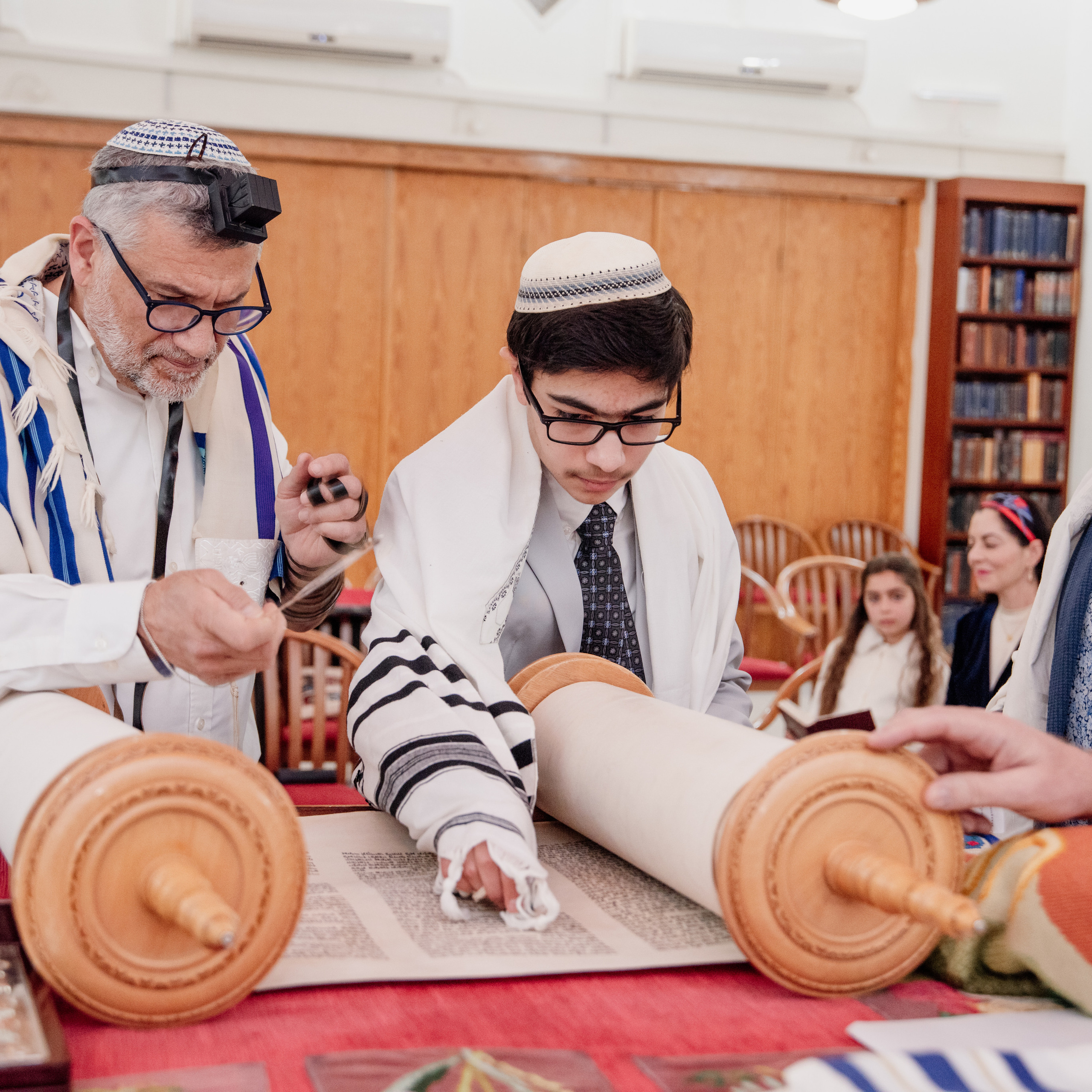 בר מצווה. צלמת ירושלים תל אביב ישראל