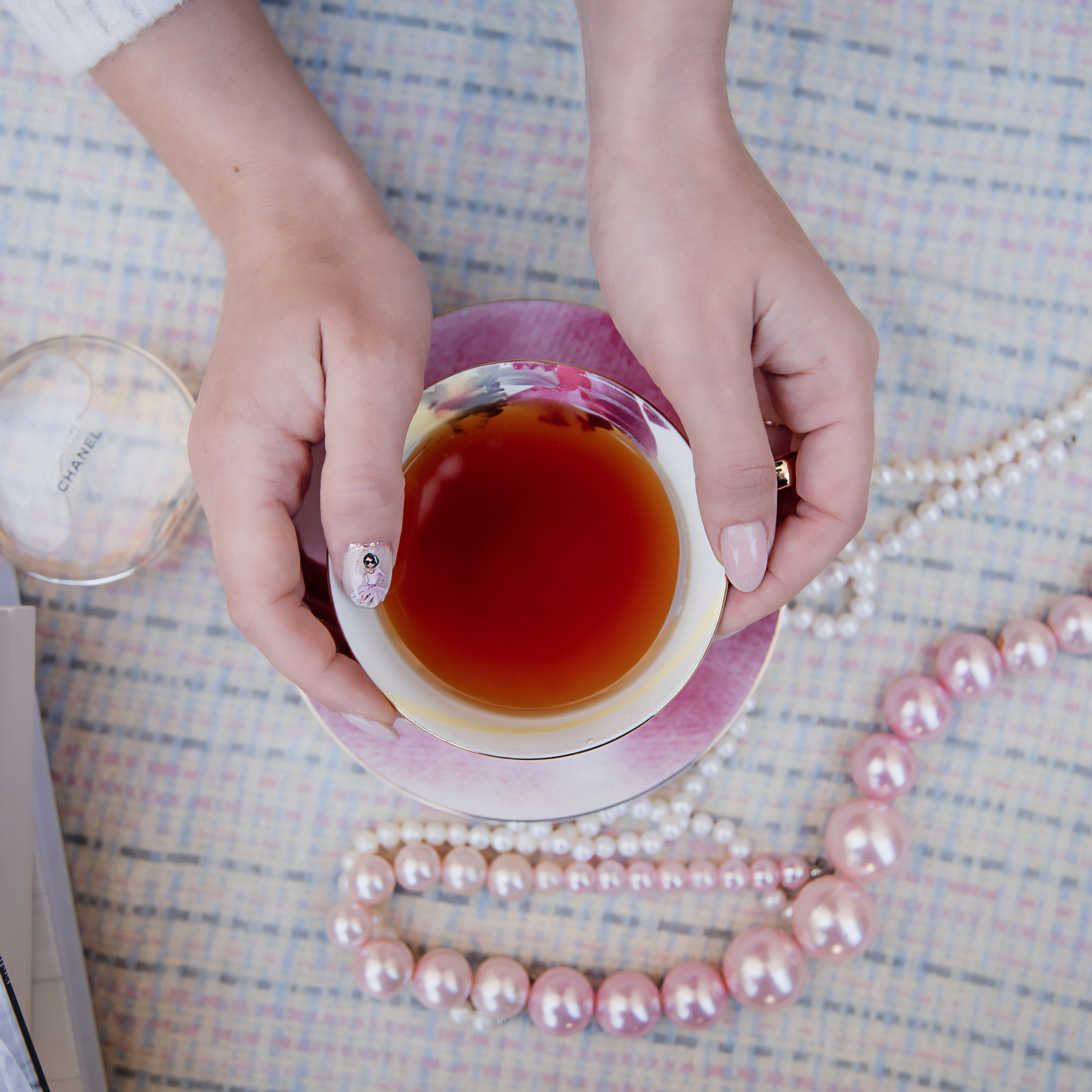 Profile for a manicurist. Photographer in Israel Luba Ternavskaya