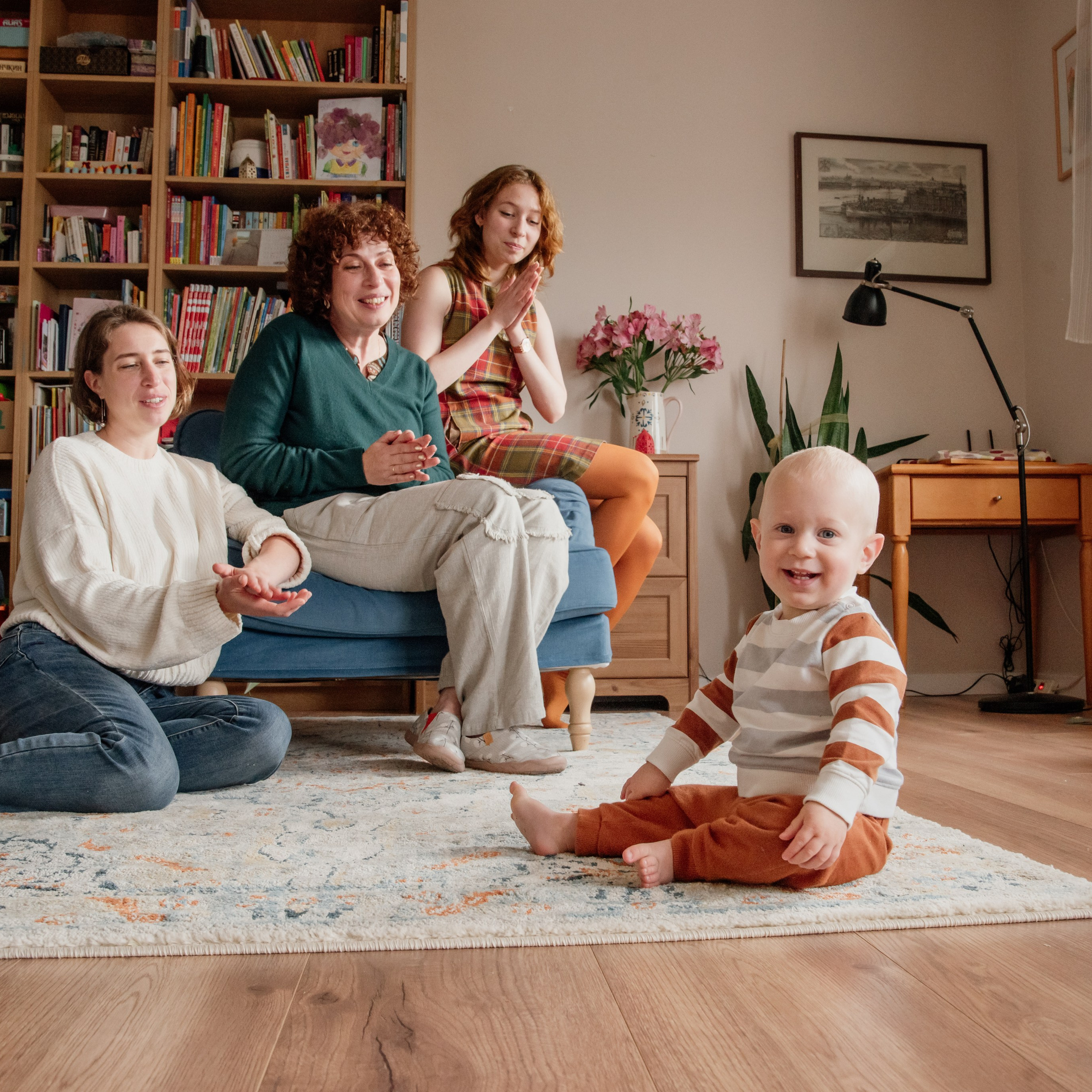 Family home photoshoot. Photographer in Israel Luba Ternavskaya