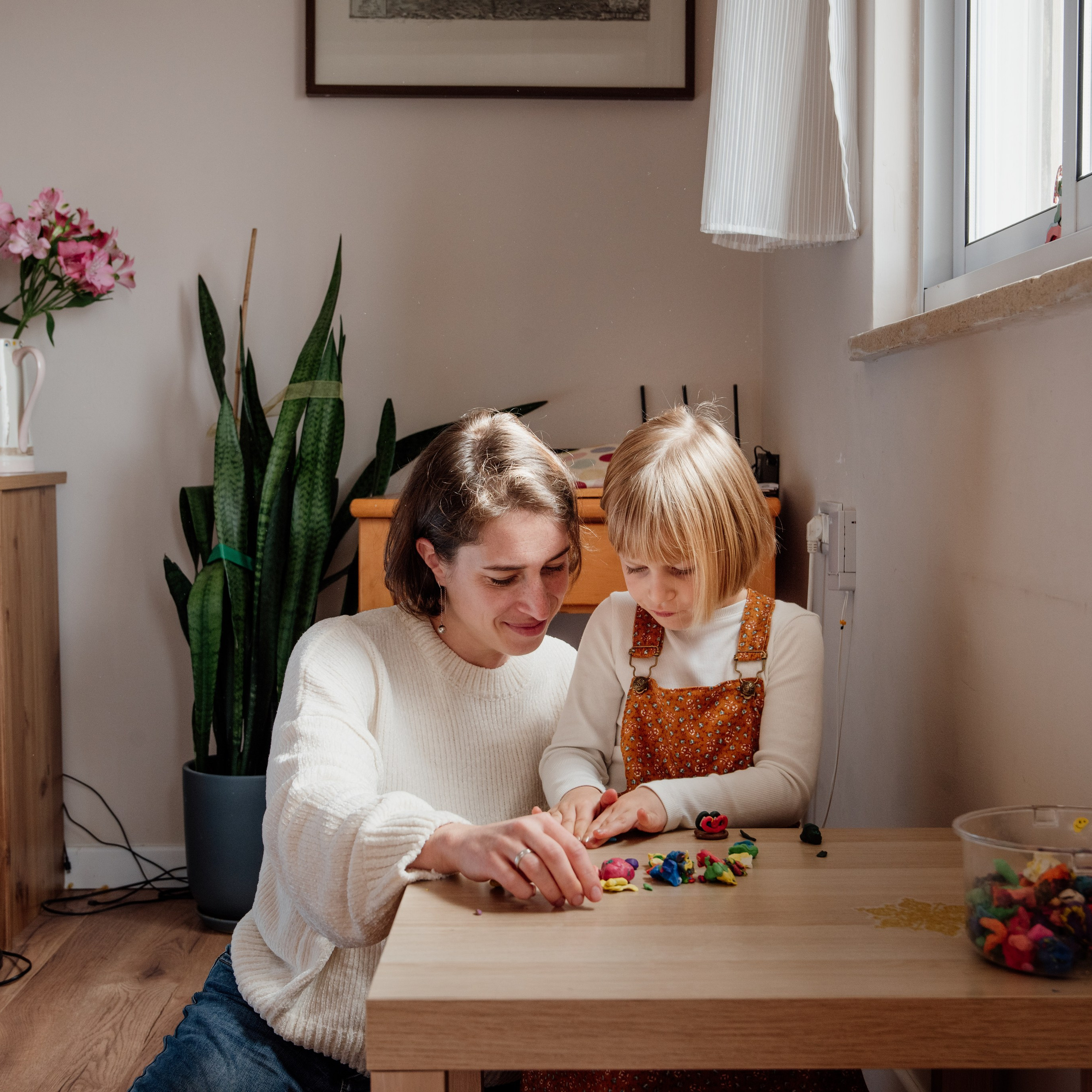 Family home photoshoot. Photographer in Israel Luba Ternavskaya