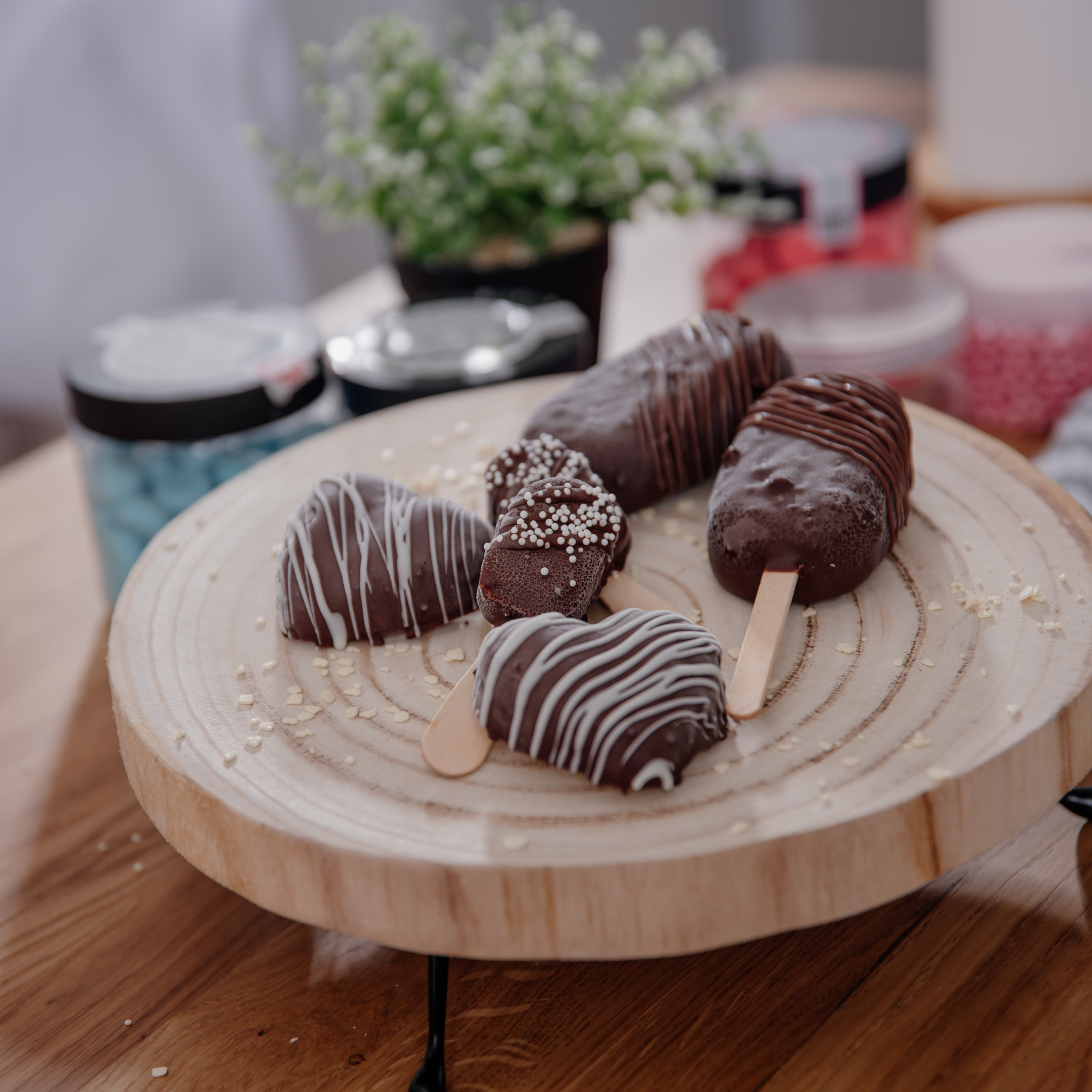 Shooting for a profile confectioner. צלמת ירושלים תל אביב ישראל