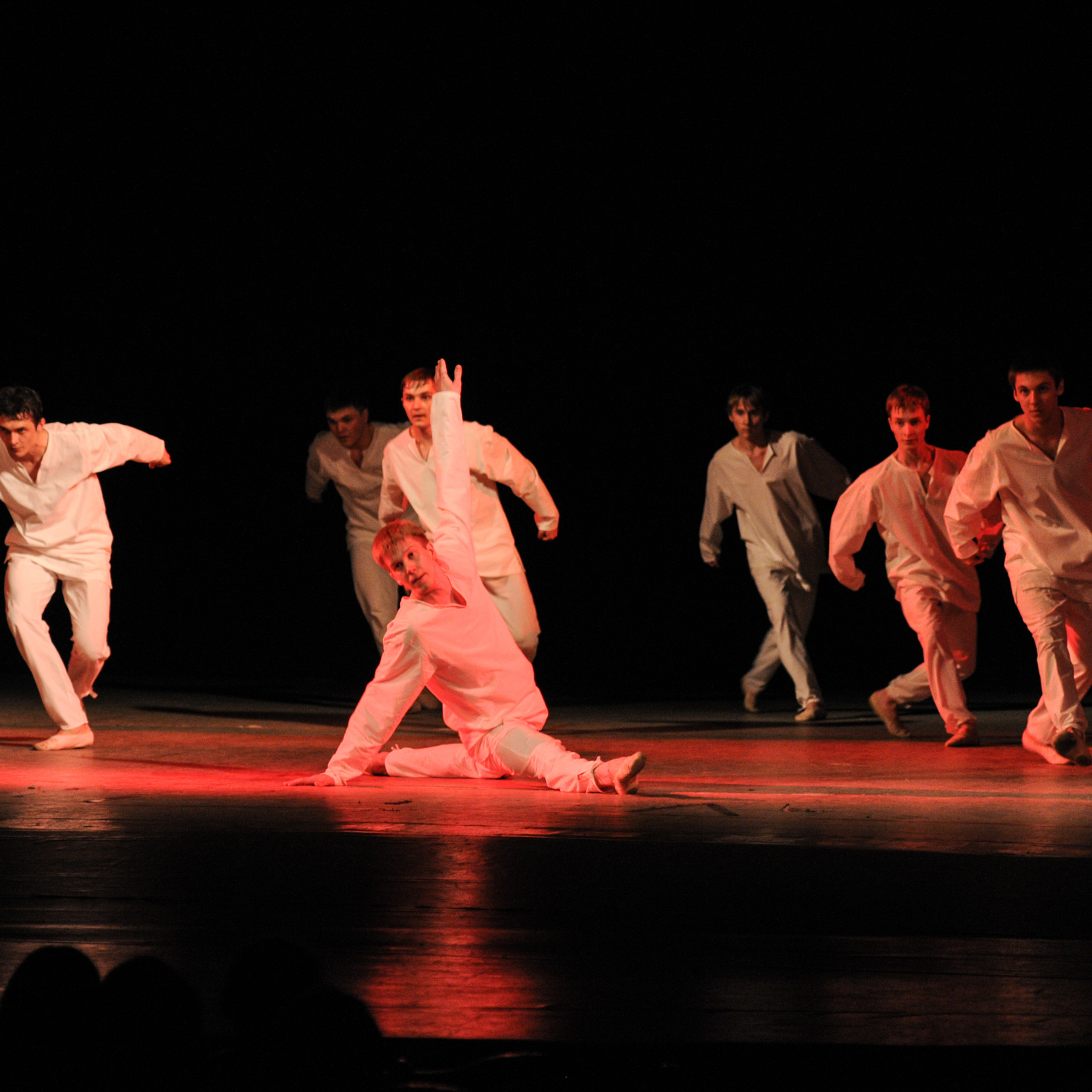 Concert of the folk group “Sunny Rainbow” in Russia. Photographer in Israel Luba Ternavskaya