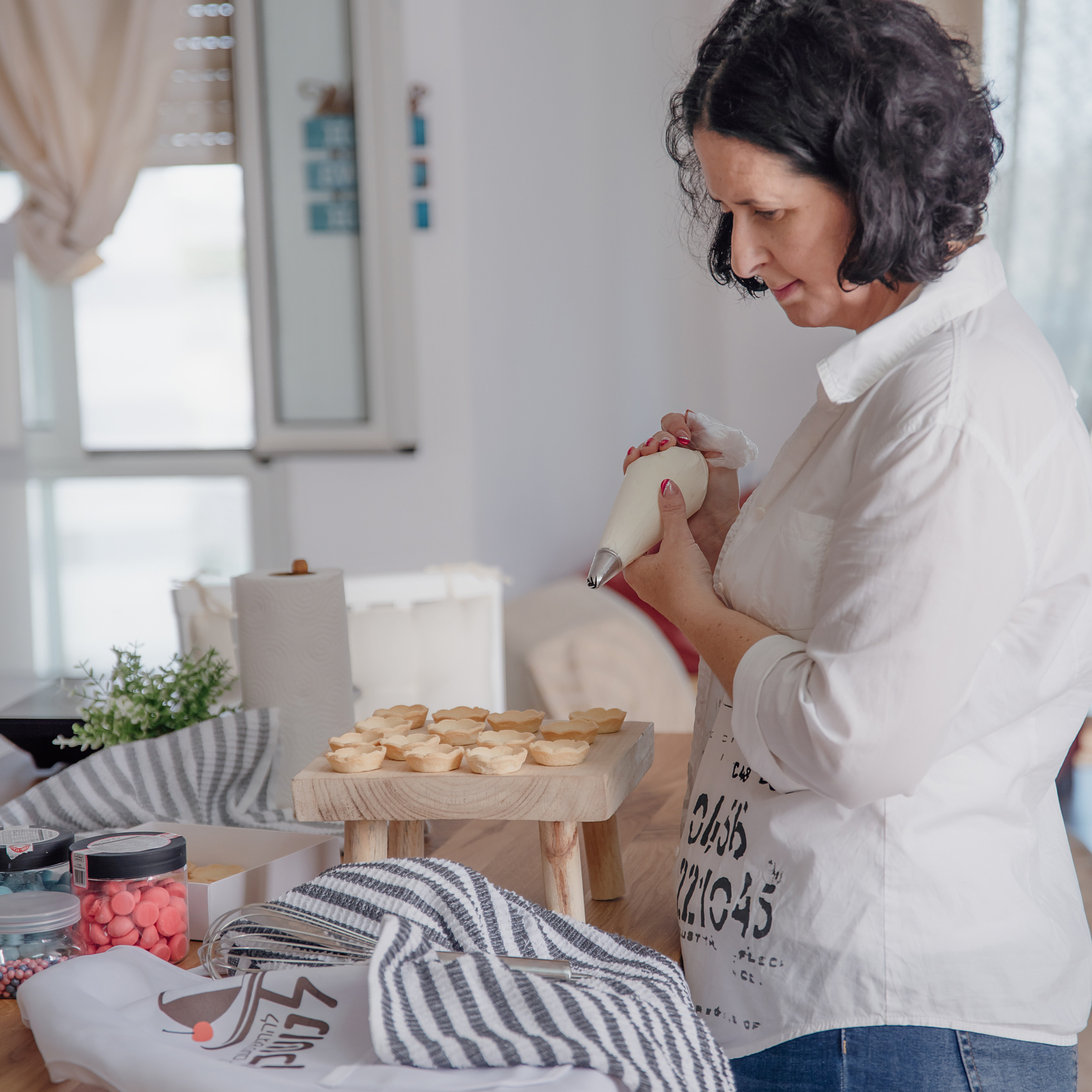 Shooting for a profile confectioner. צלמת ירושלים תל אביב ישראל