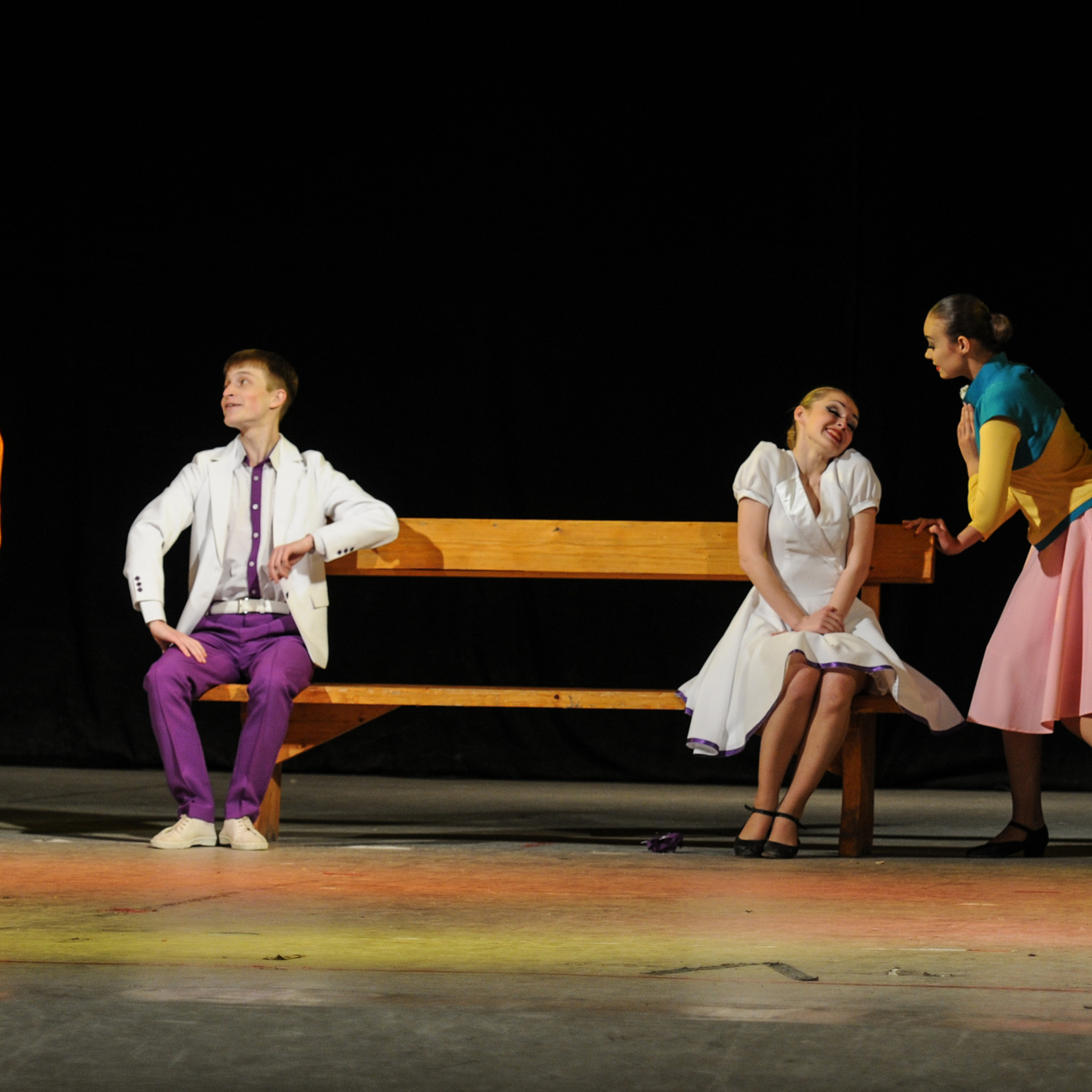 Concert of the folk group “Sunny Rainbow” in Russia. Photographer in Israel Luba Ternavskaya