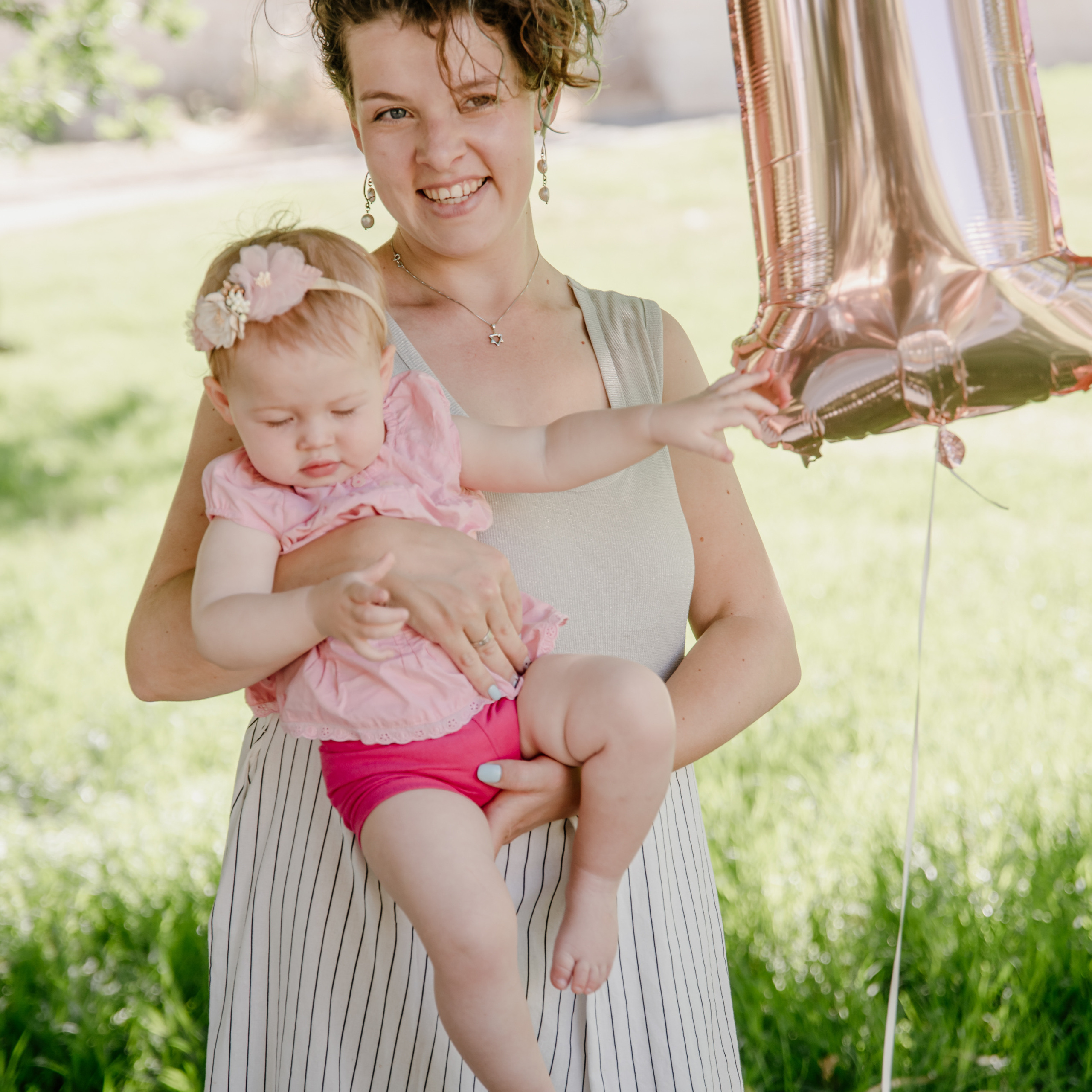 Esti’s birthday 1 year. Photographer in Israel Luba Ternavskaya