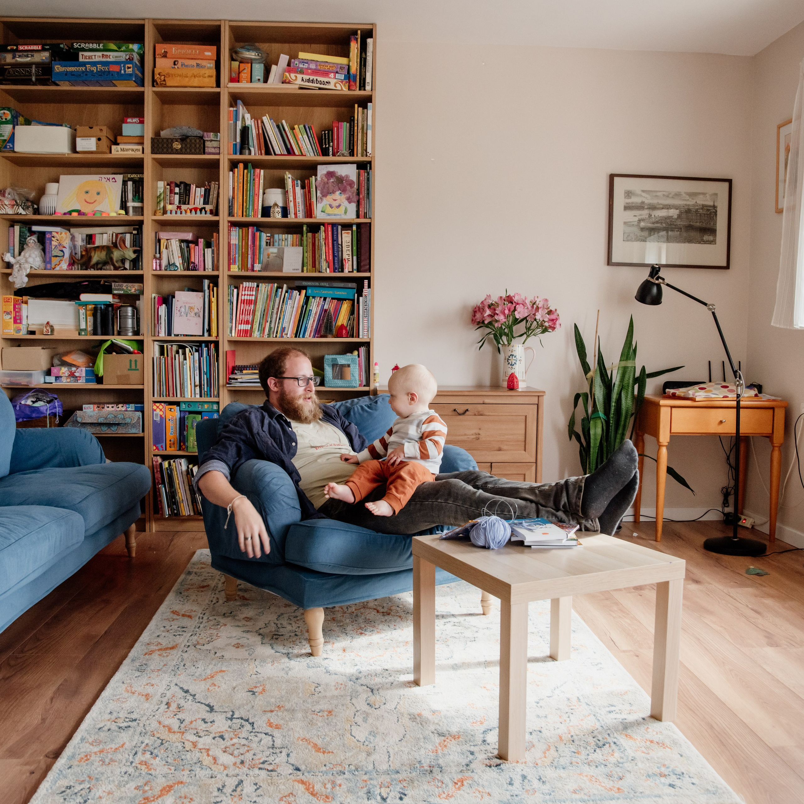 Family home photoshoot. Photographer in Israel Luba Ternavskaya
