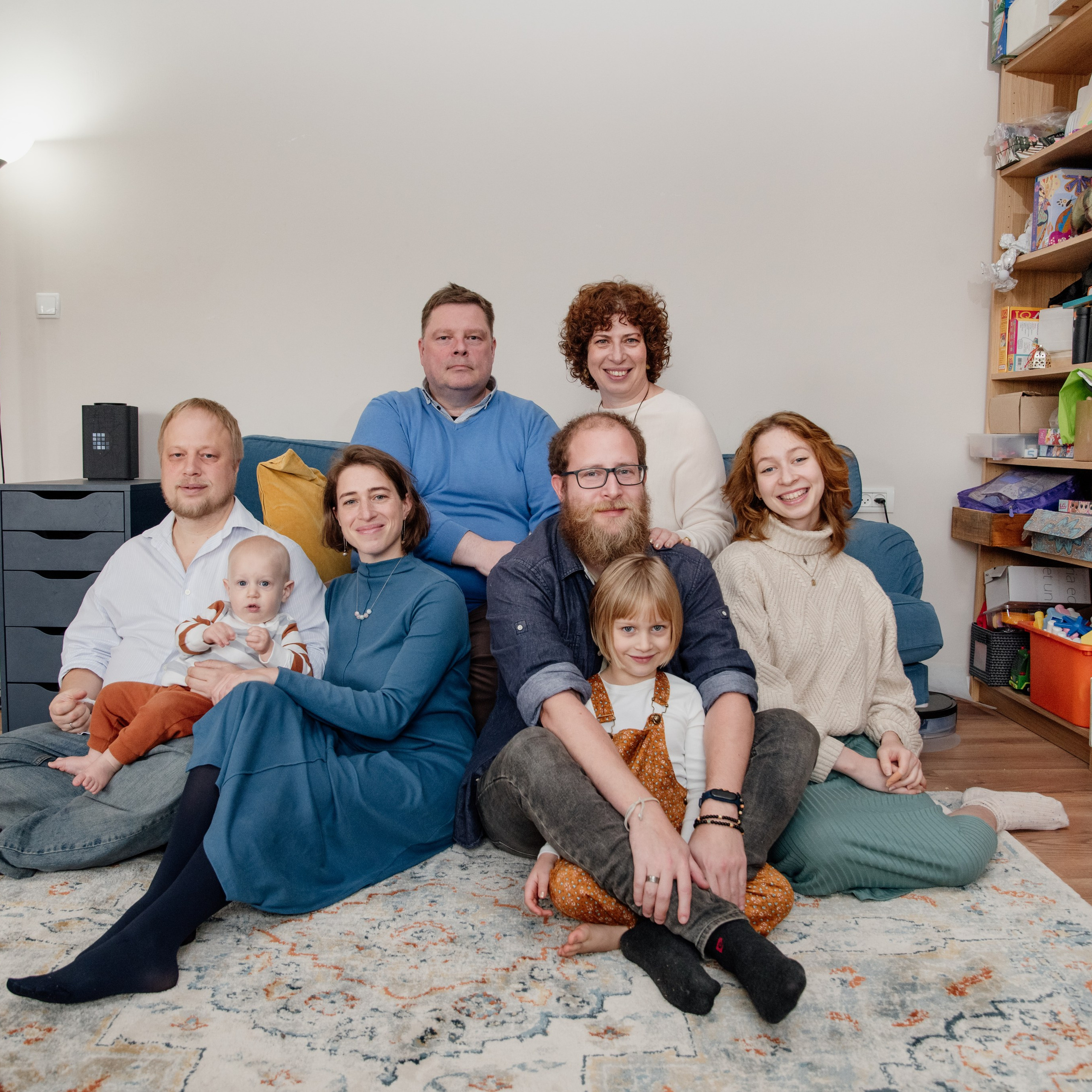 Family home photoshoot. Photographer in Israel Luba Ternavskaya