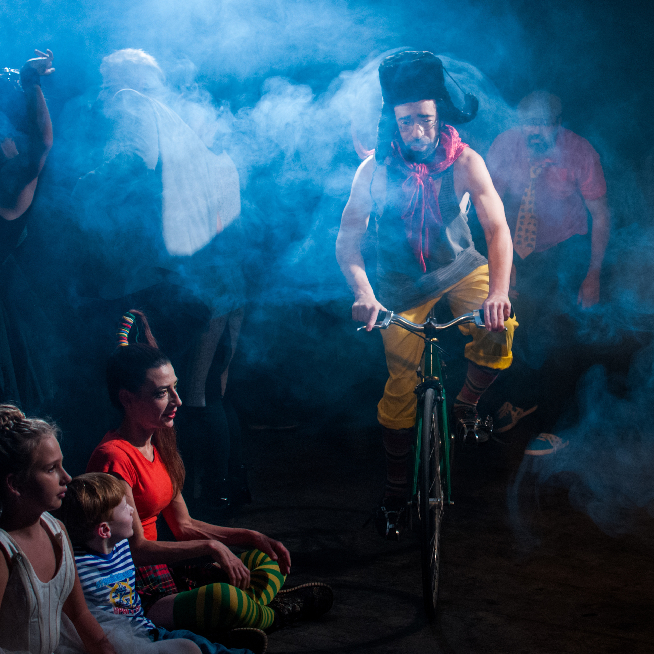 Backstage from the filming of the video clip of the Pavel Dementiev Theater. צלמת ירושלים תל אביב ישראל