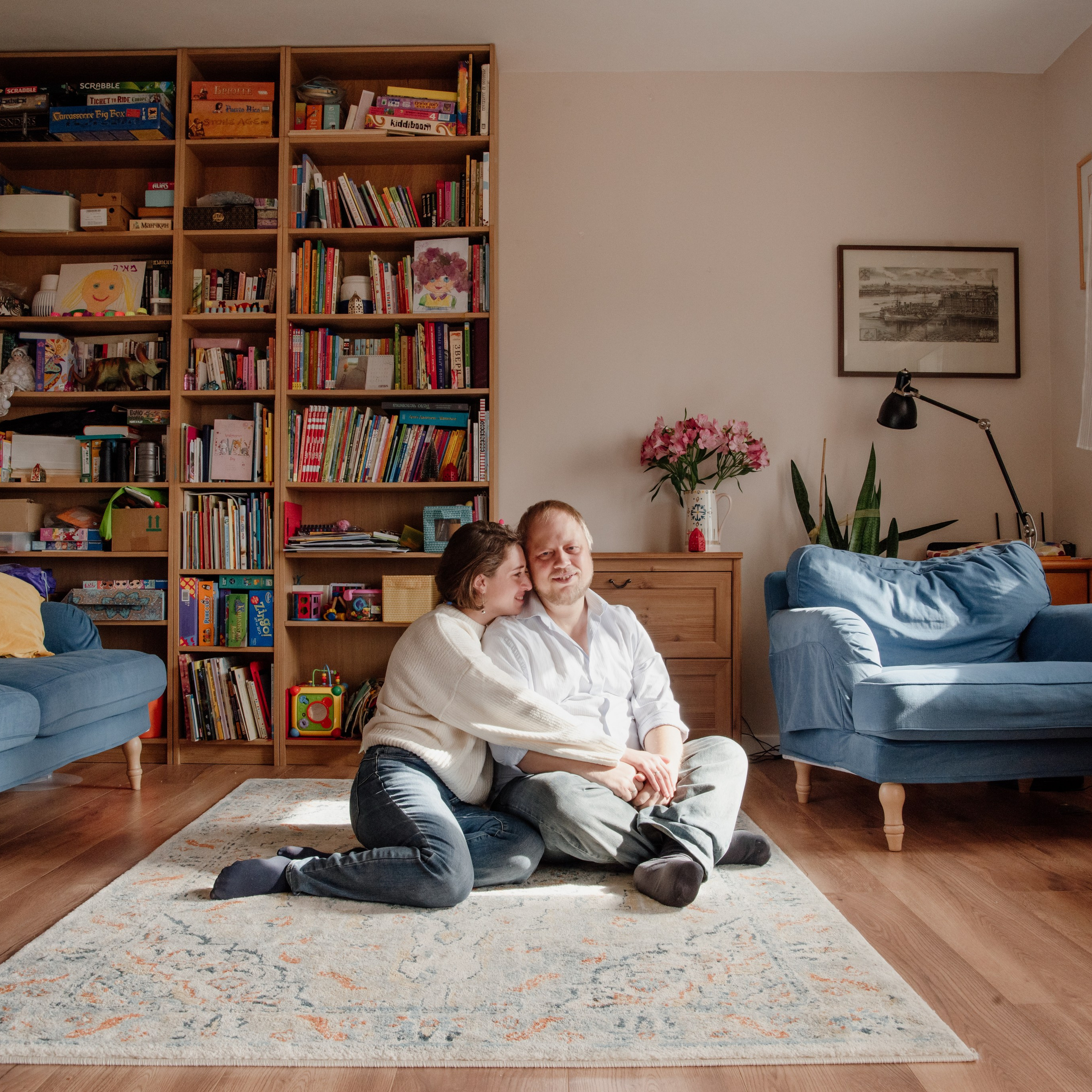 Family home photoshoot. Photographer in Israel Luba Ternavskaya