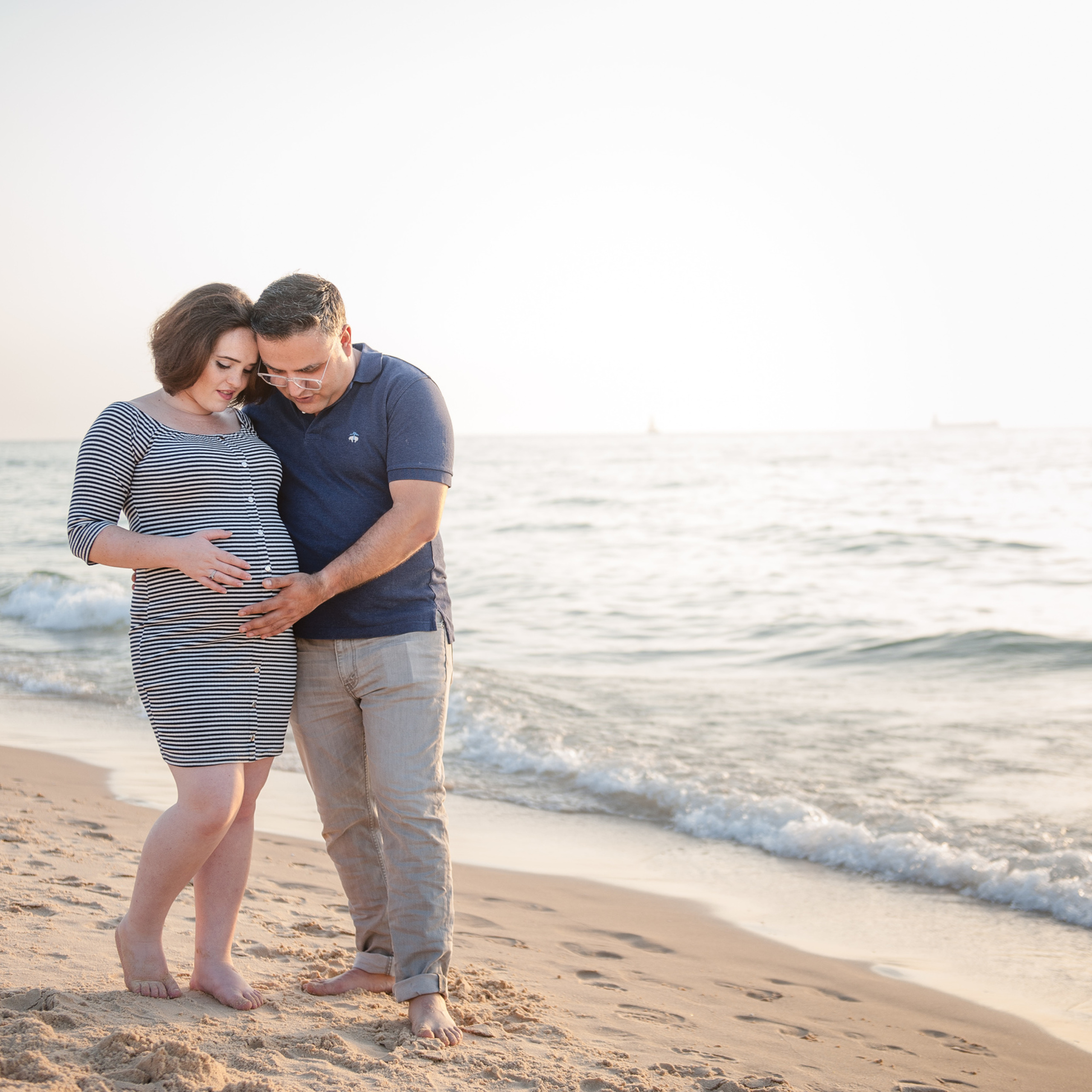 Outdoor maternity photoshoot. Photographer in Israel Luba Ternavskaya