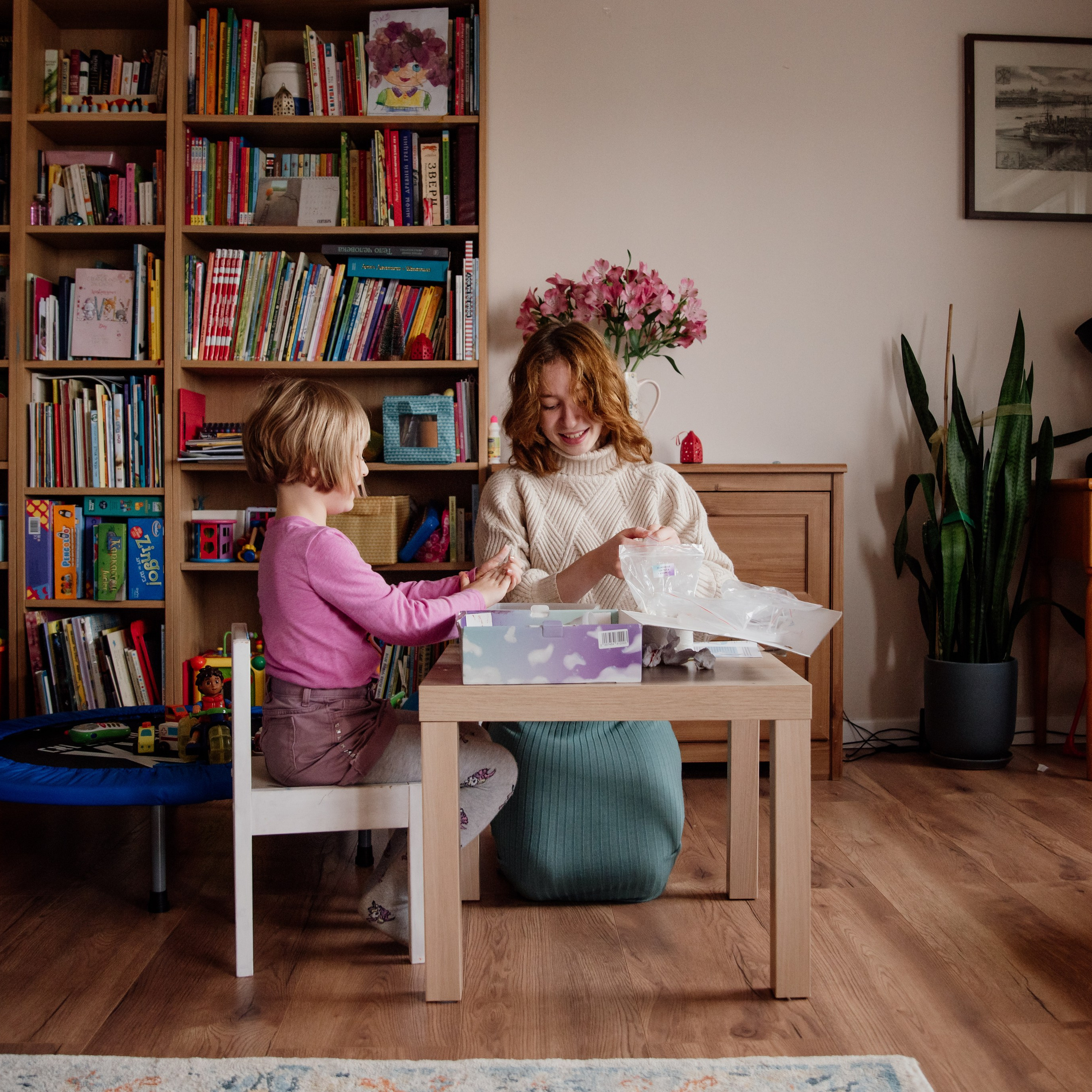 Family home photoshoot. Photographer in Israel Luba Ternavskaya