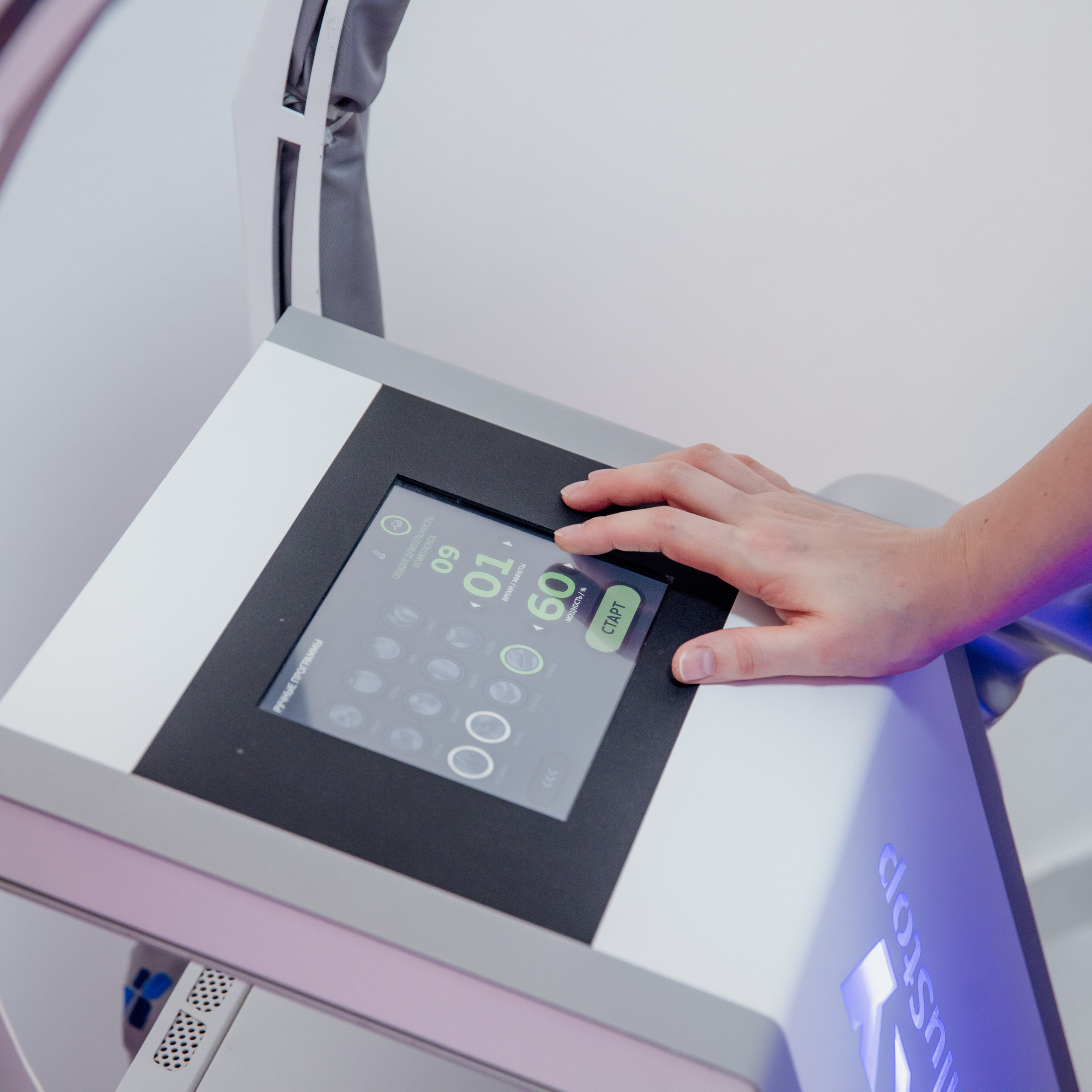 Photoshoot for the master of sugaring and depilation. צלמת ירושלים תל אביב ישראל