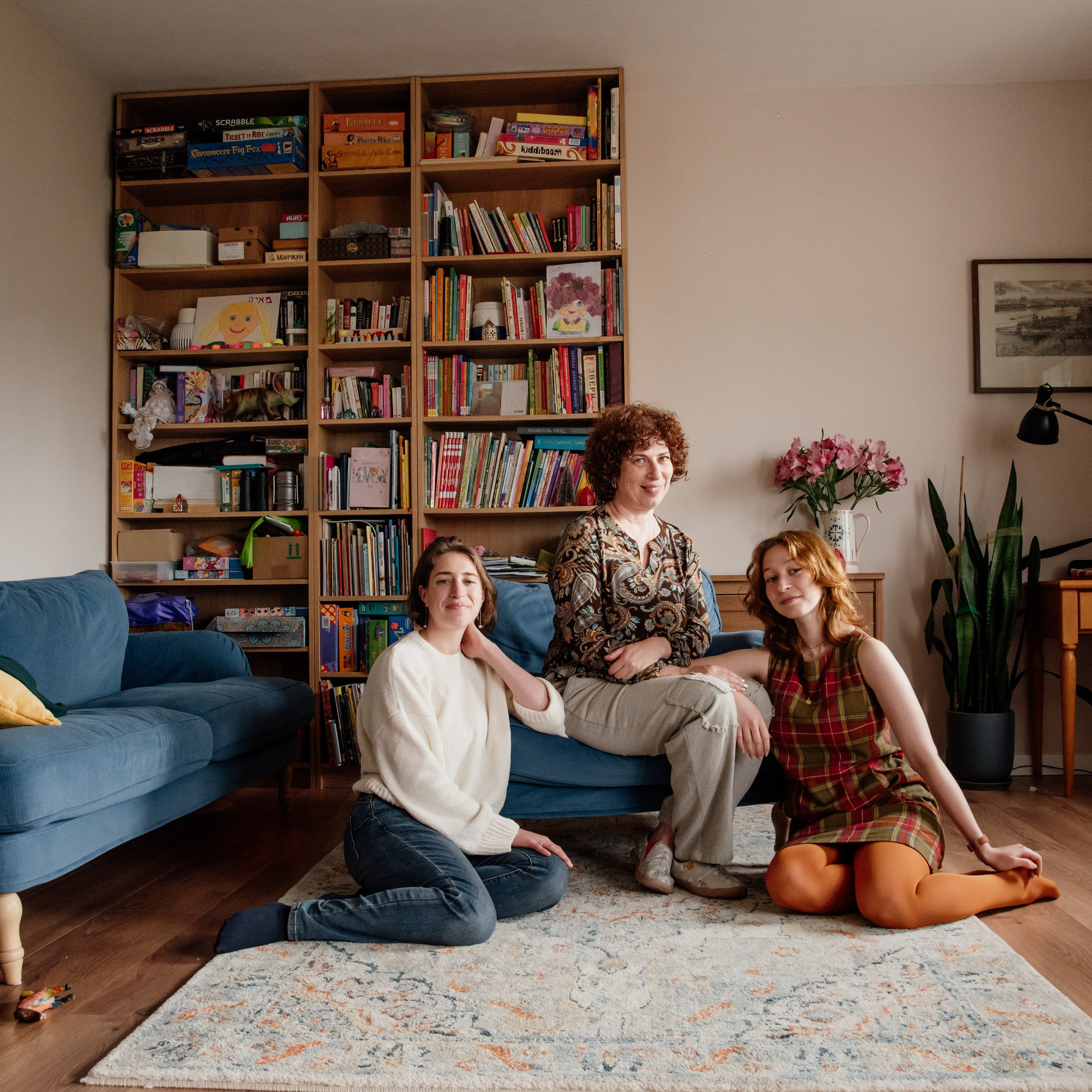 Family home photoshoot. Photographer in Israel Luba Ternavskaya