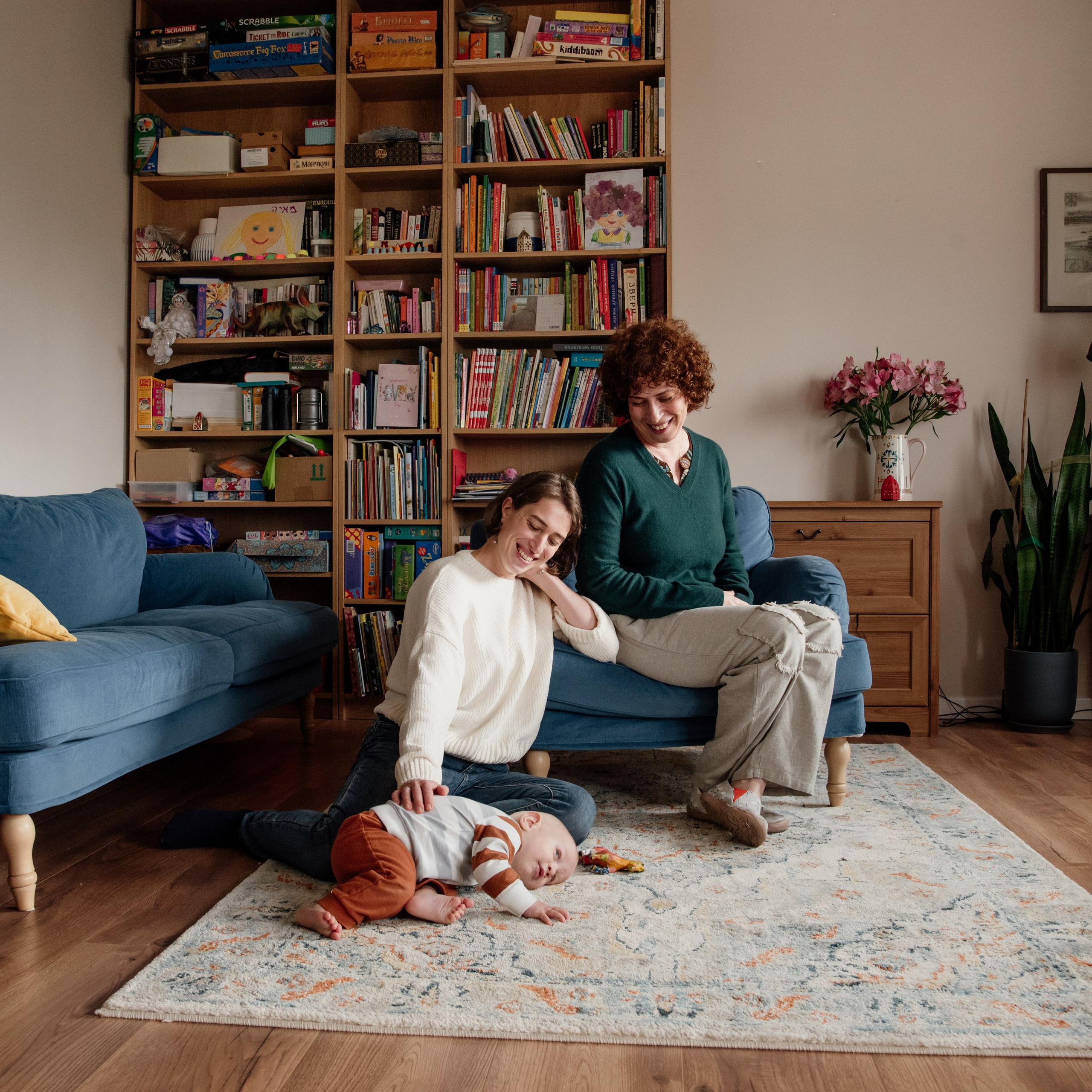 Family home photoshoot. Photographer in Israel Luba Ternavskaya