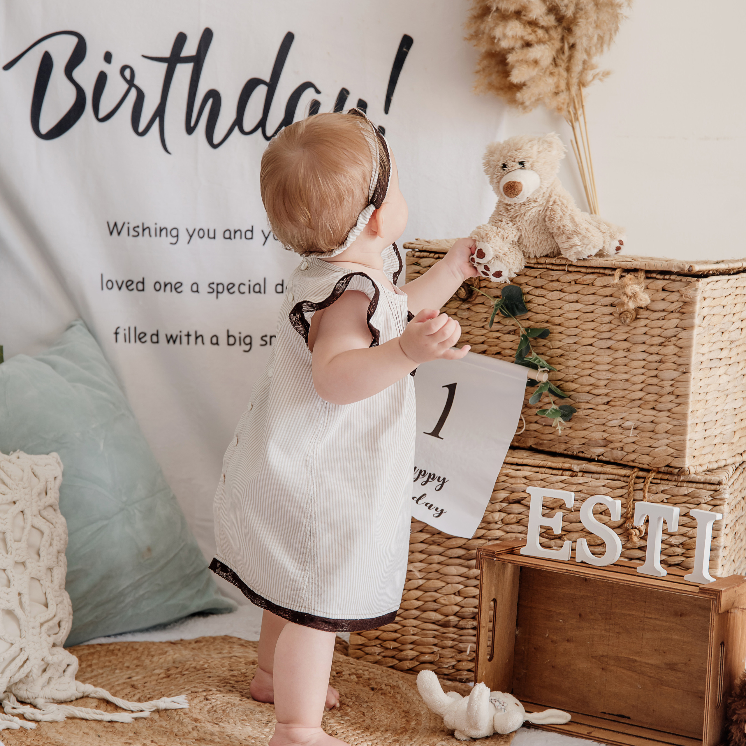 Esti. Photographer in Israel Luba Ternavskaya