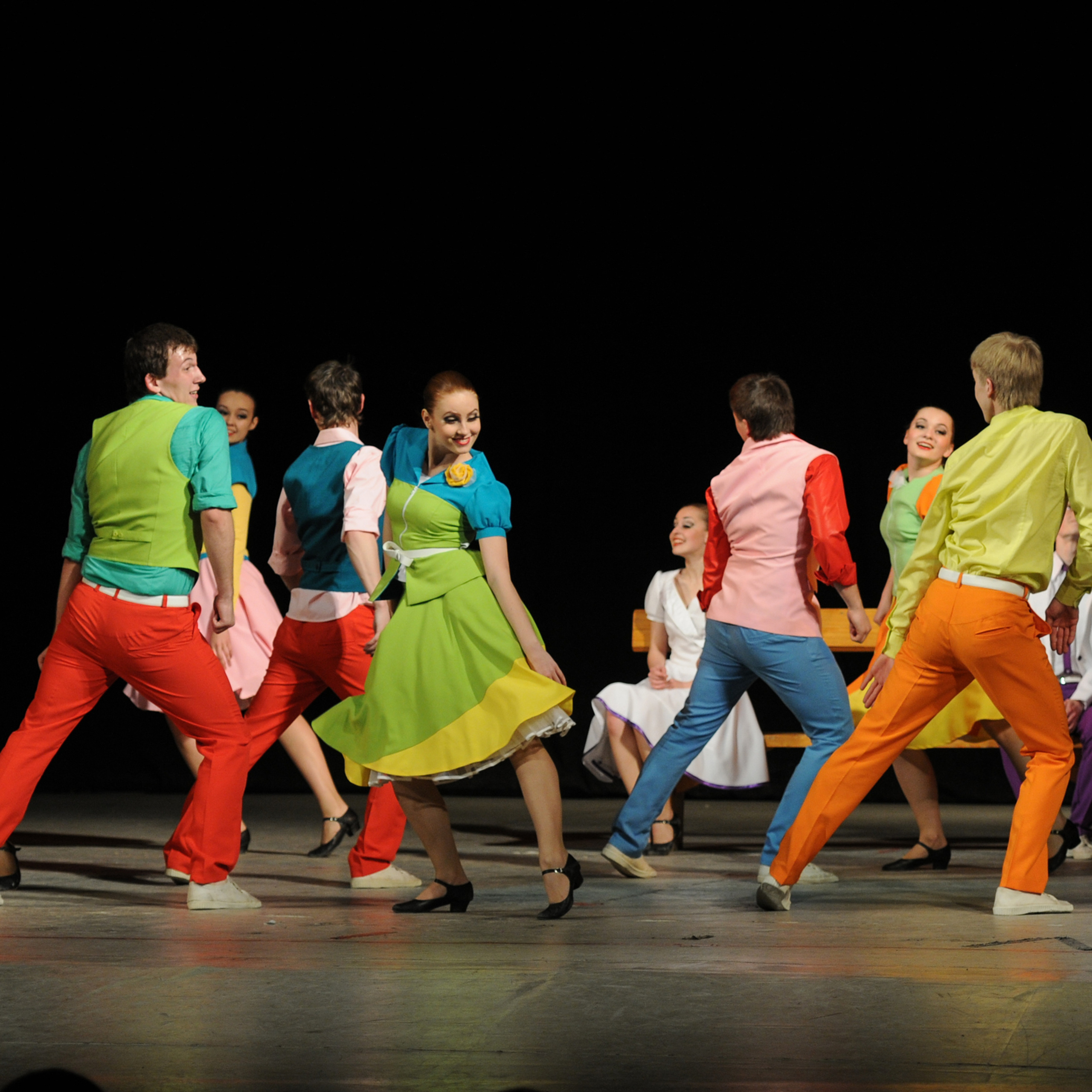 Concert of the folk group “Sunny Rainbow” in Russia. Photographer in Israel Luba Ternavskaya