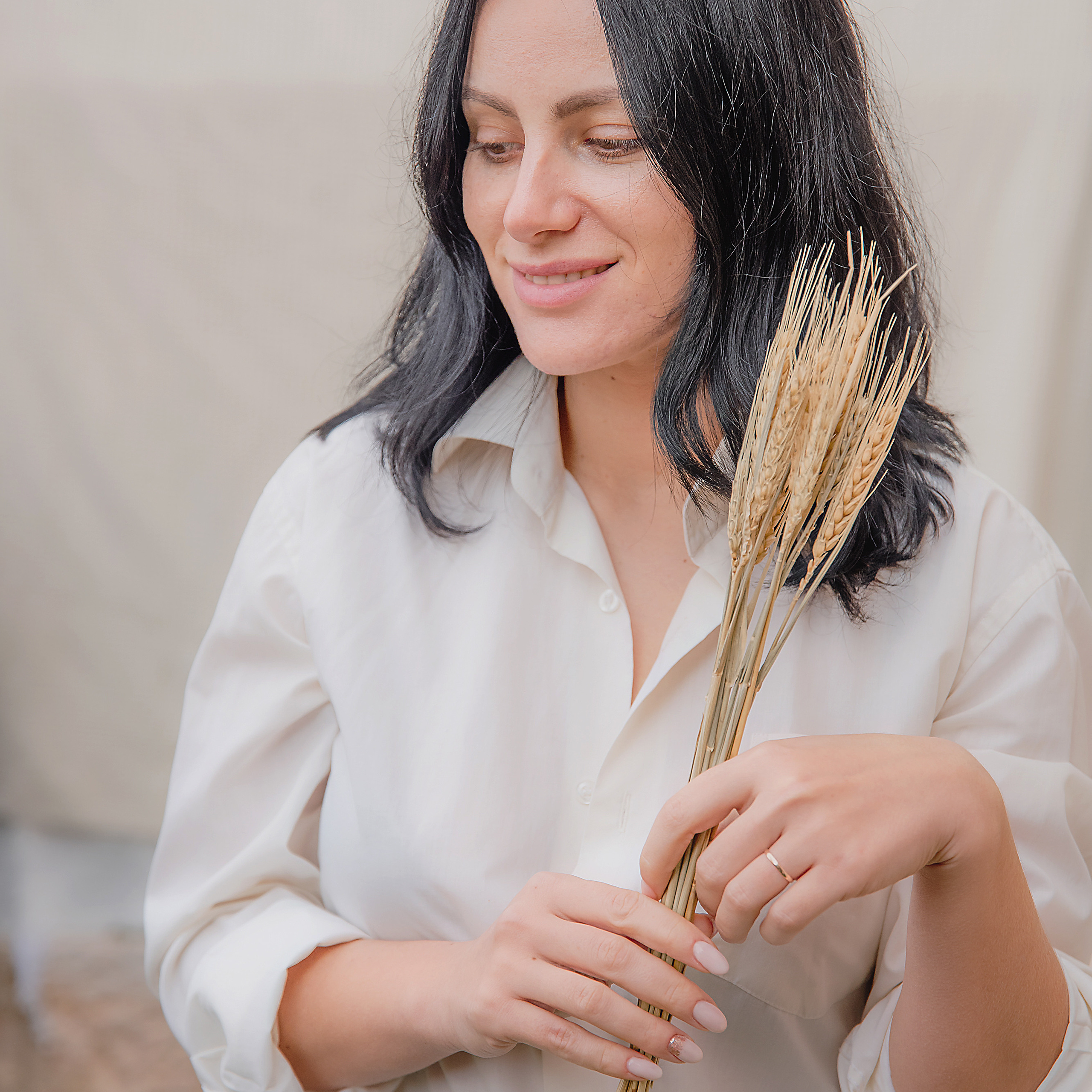Profile for a manicurist. Photographer in Israel Luba Ternavskaya