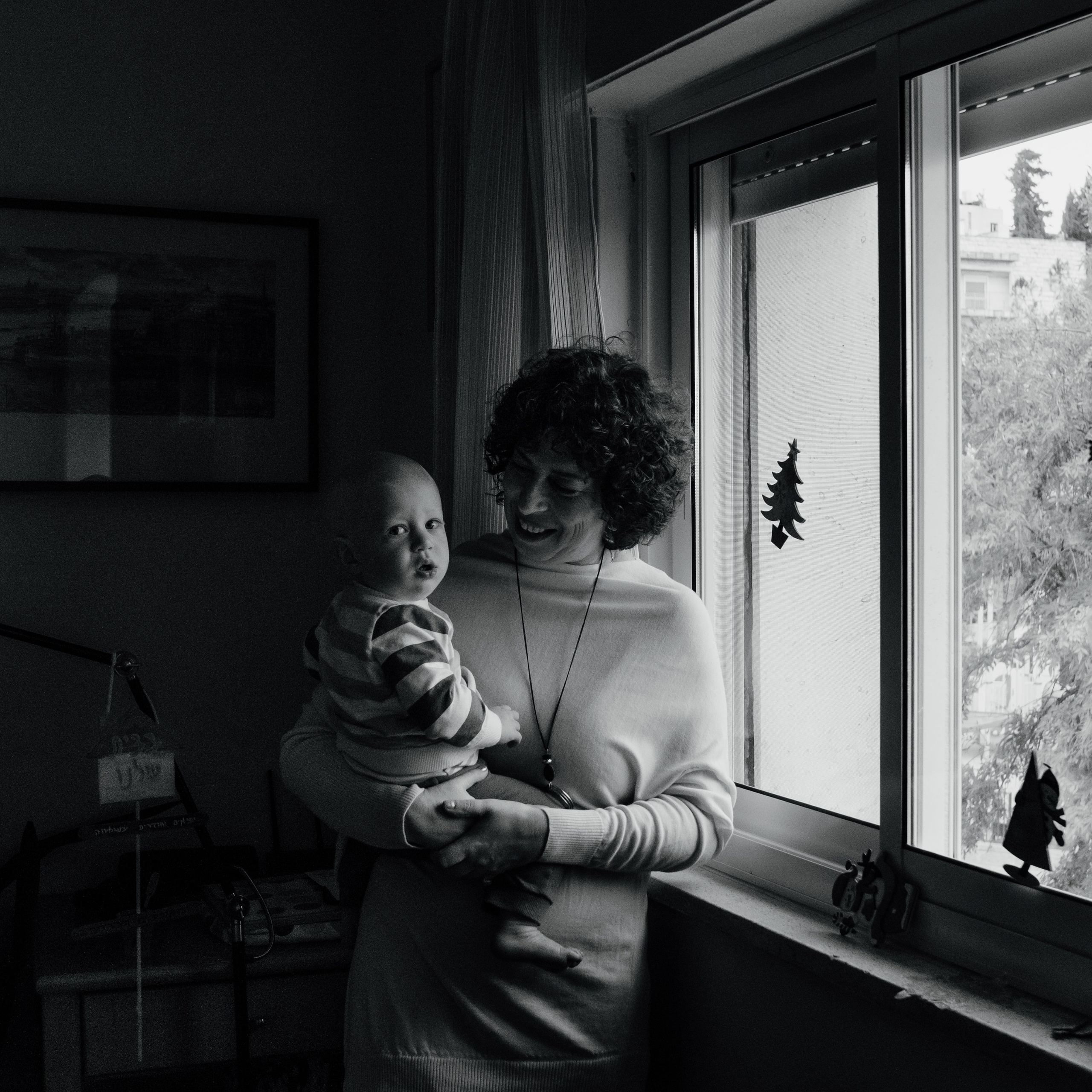 Family home photoshoot. Photographer in Israel Luba Ternavskaya