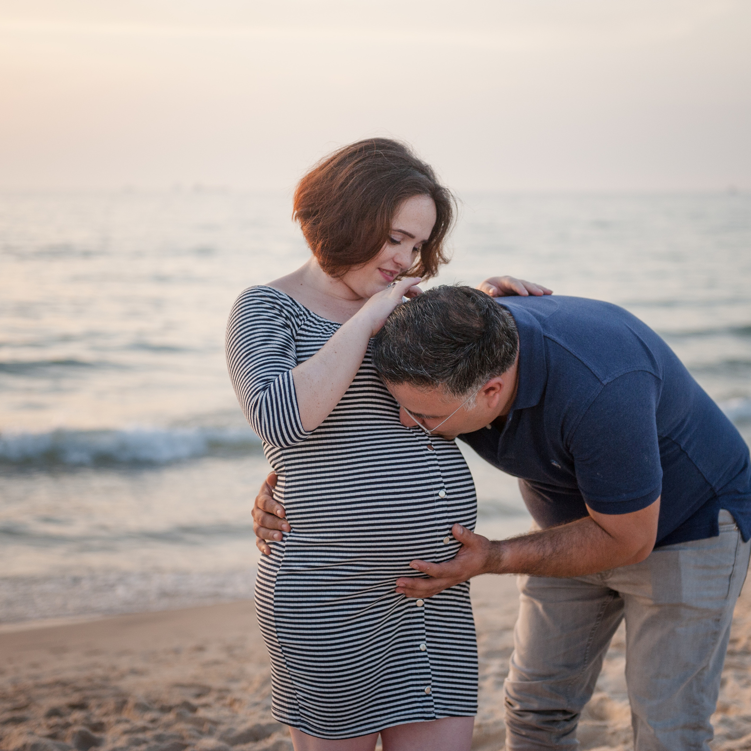 Outdoor maternity photoshoot. Photographer in Israel Luba Ternavskaya