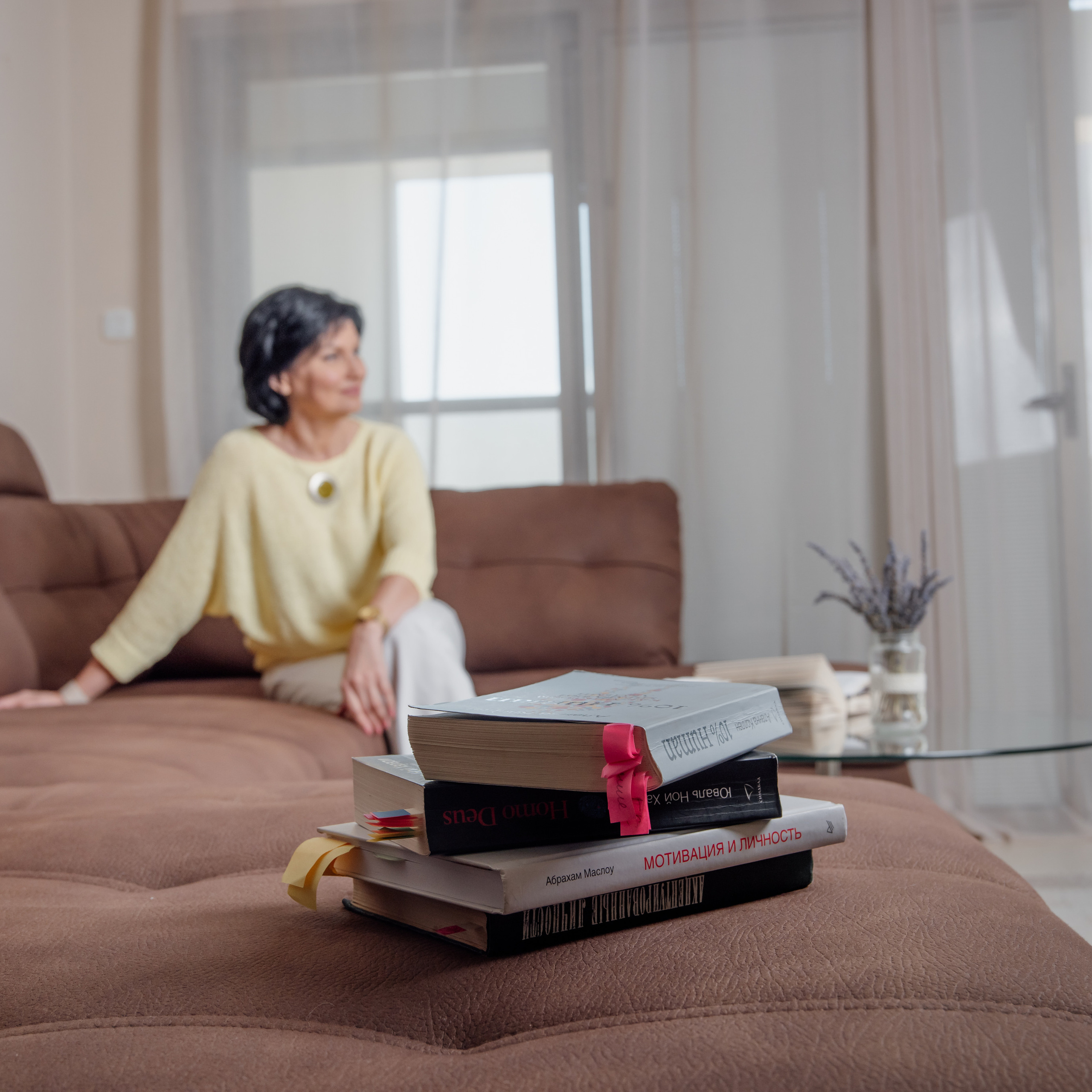 Shooting for a profile of a psychologist. צלמת ירושלים תל אביב ישראל