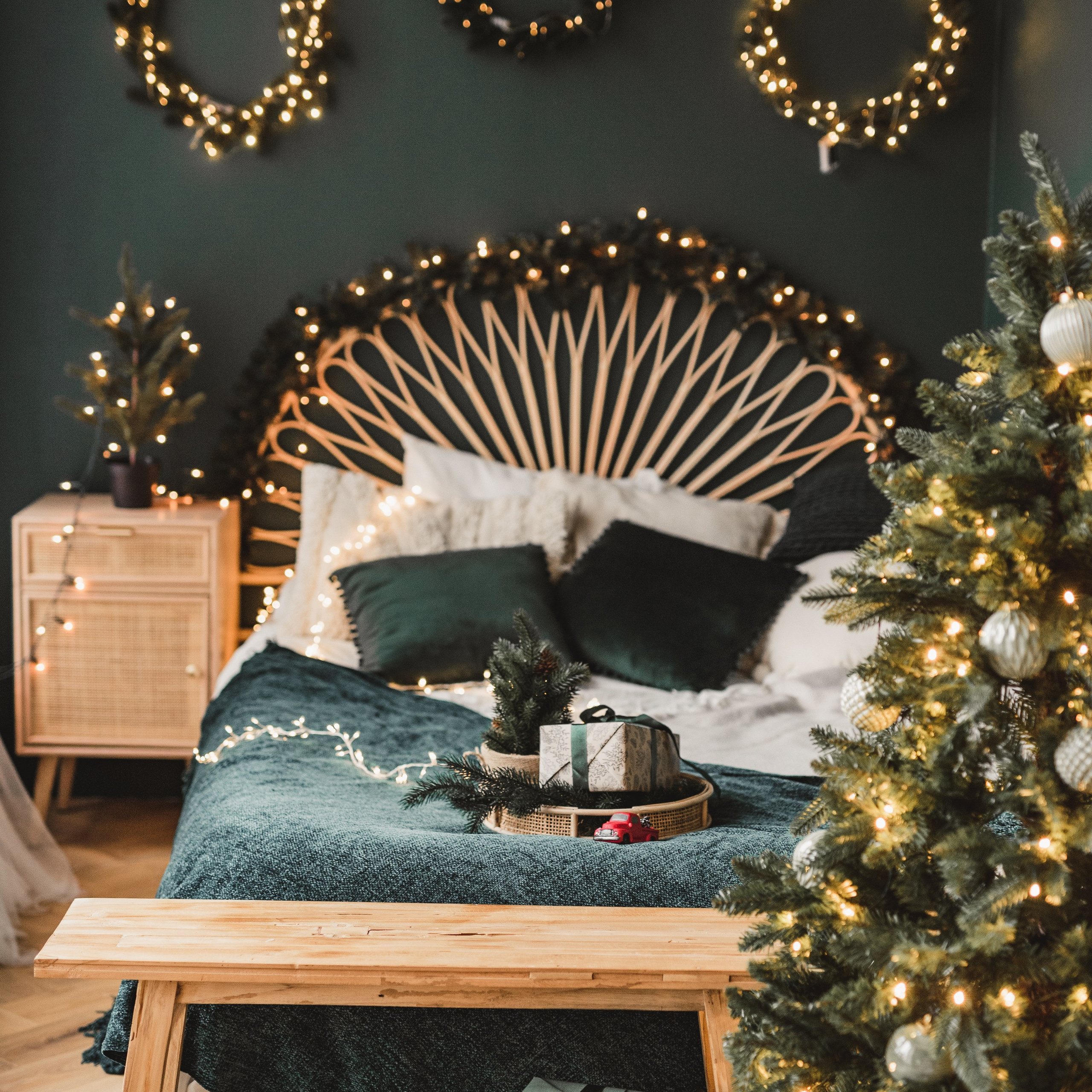 Рождественская фотостудия Рига. Рождественская спальня. Рождественский декор