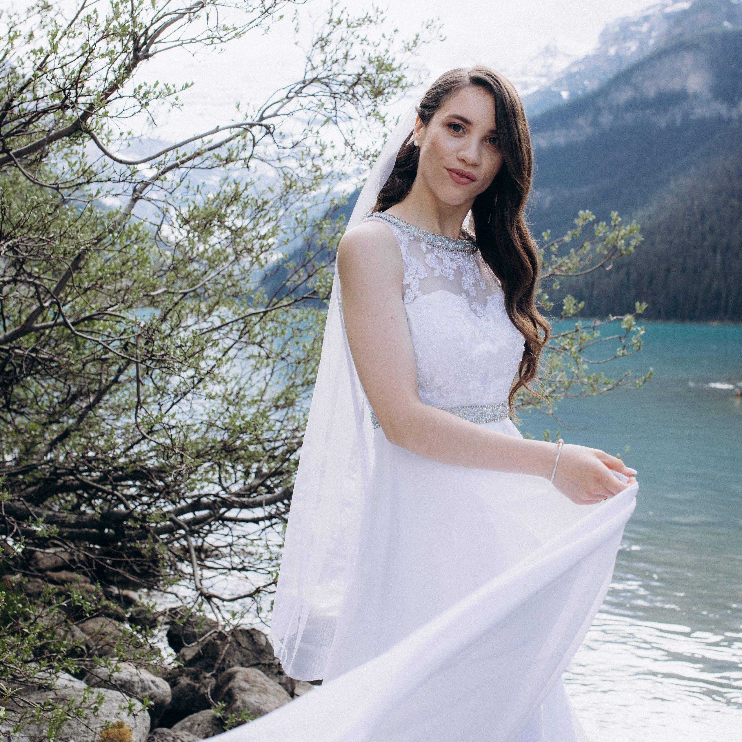 Contacts. Wedding and family photographer in Calgary