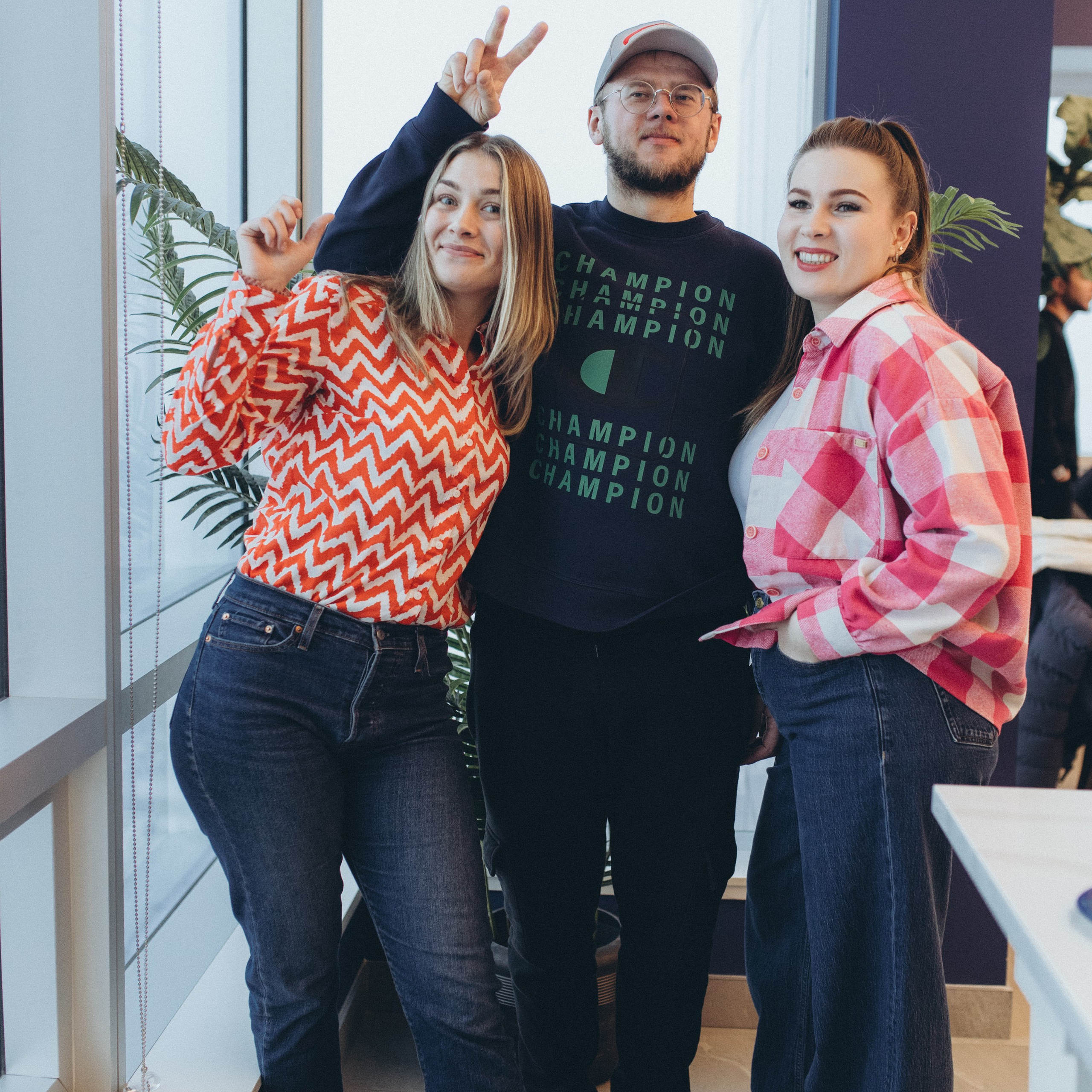 Reviews. Wedding and family photographer in Calgary