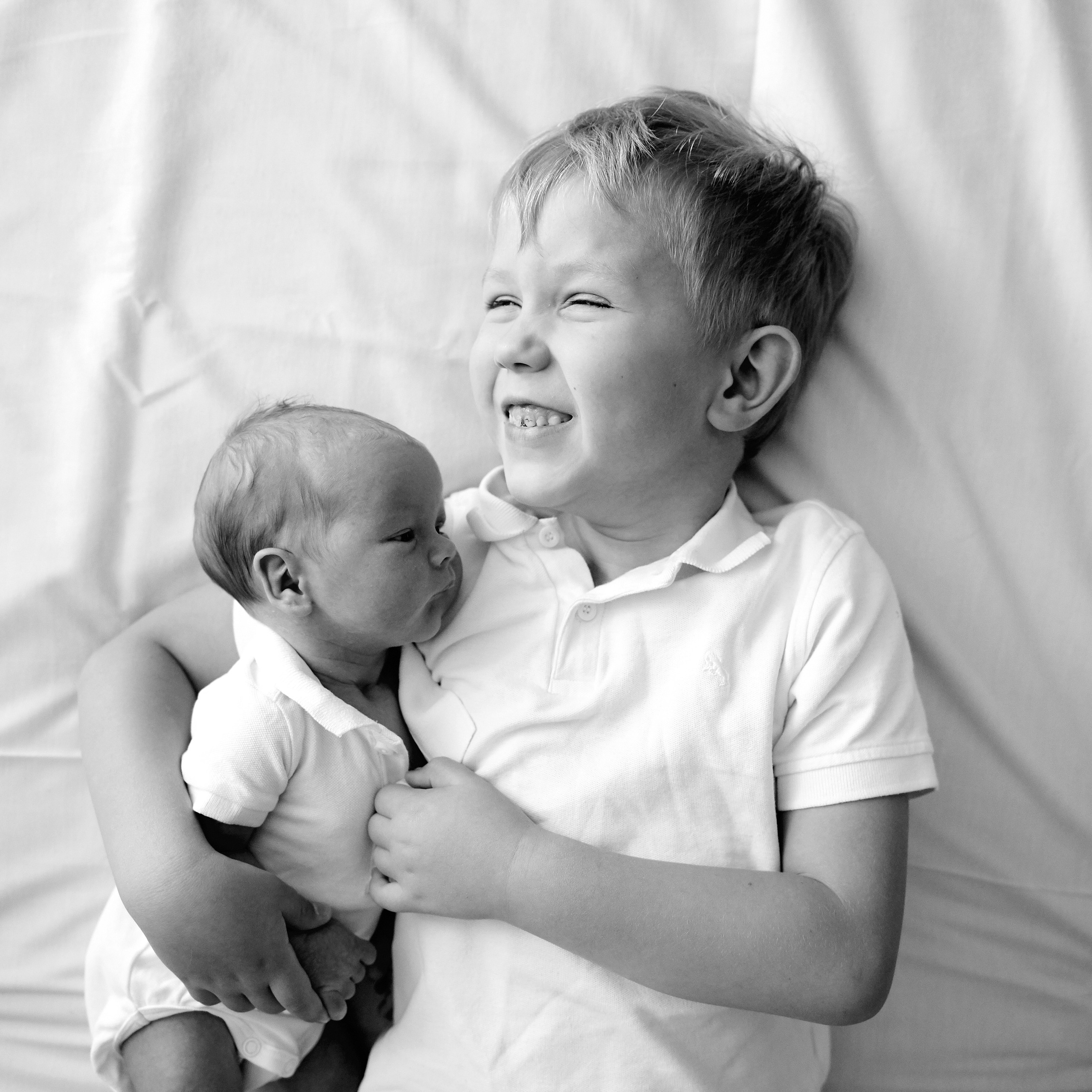 Фотограф новонароджених діток та їх сімей в Тернополі