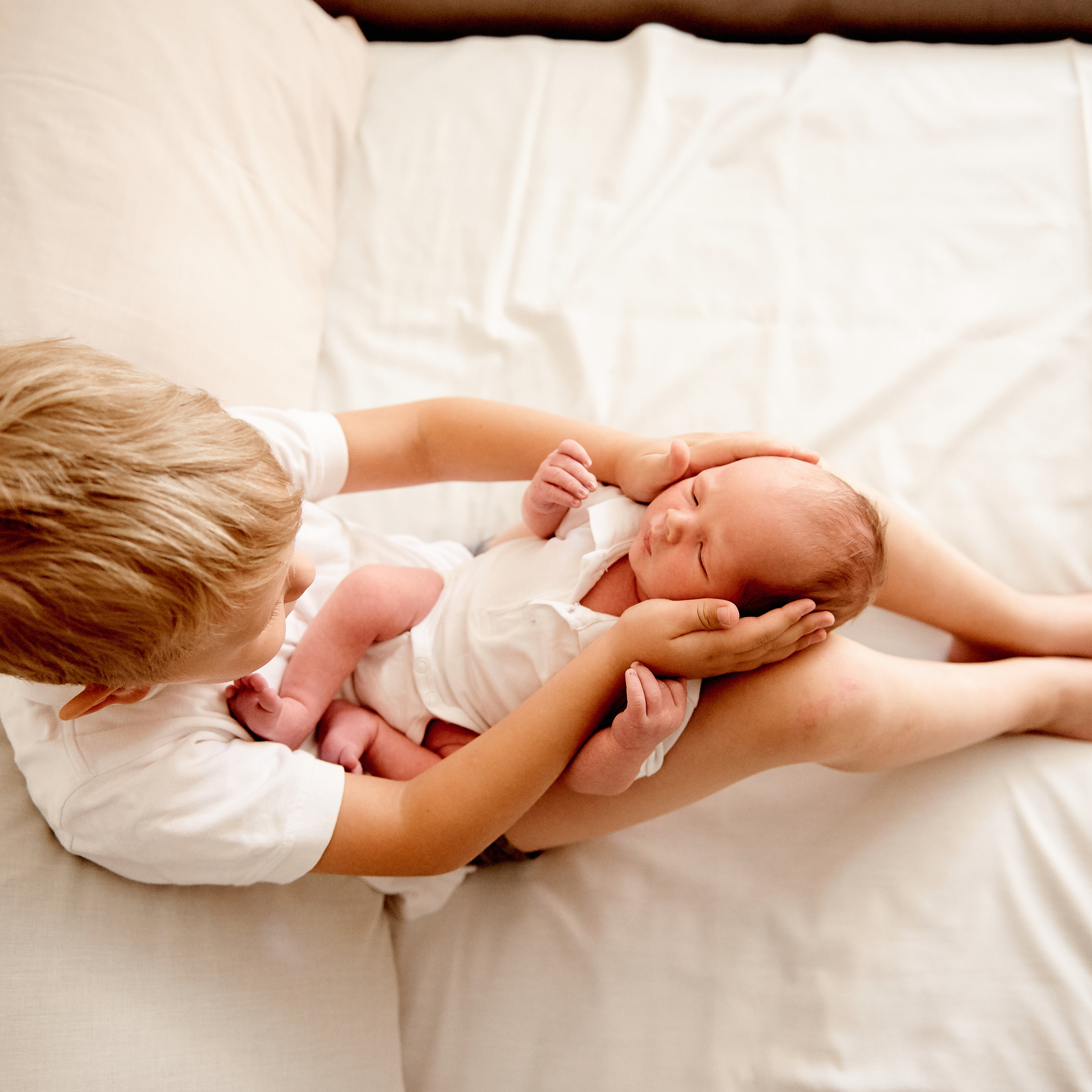 Фотограф новонароджених діток та їх сімей в Тернополі