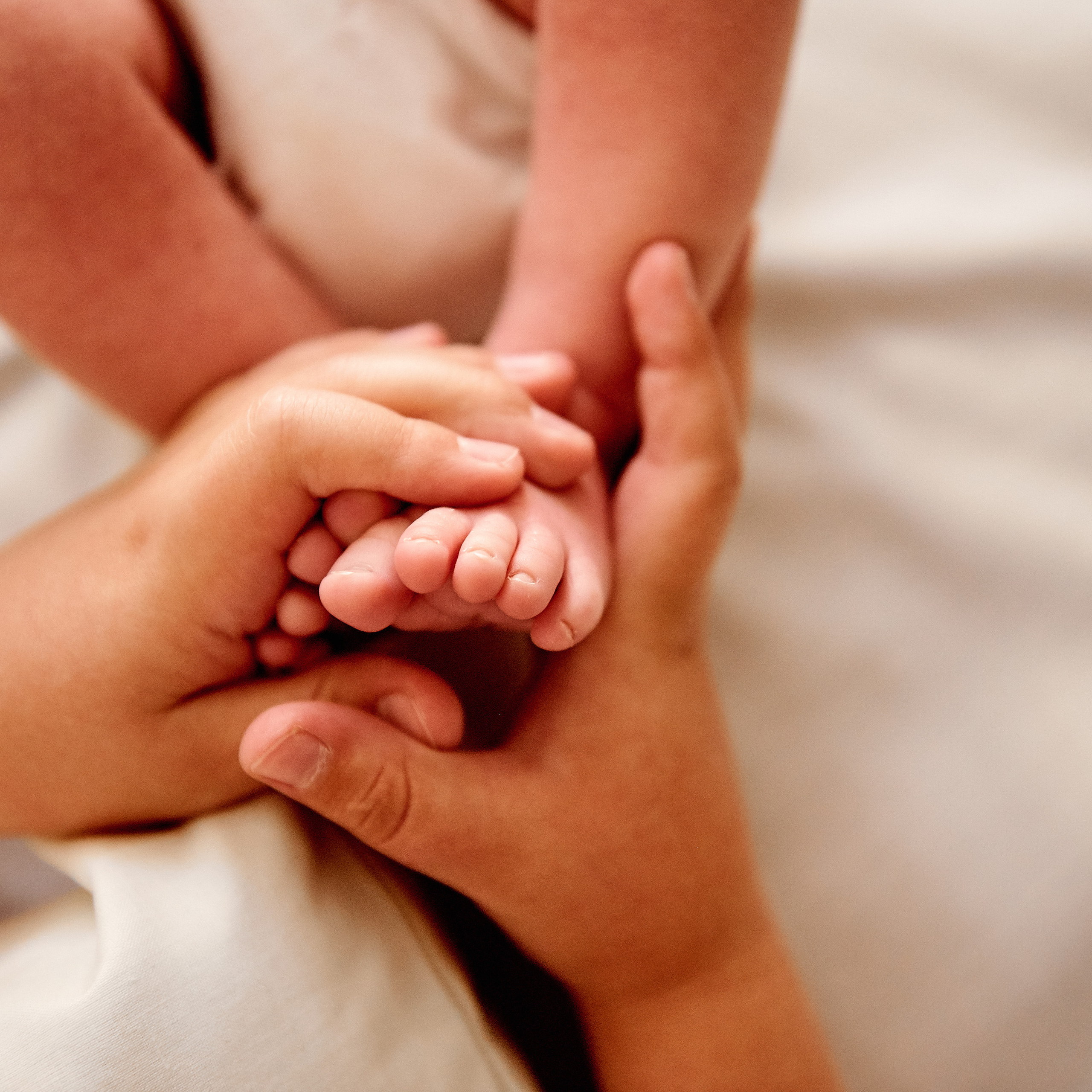 Фотограф новонароджених діток та їх сімей в Тернополі