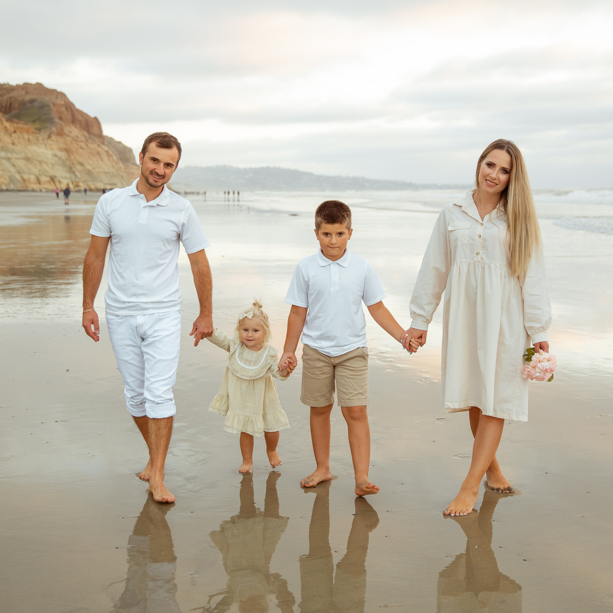 REVIEWS. FAMILY & KIDS PHOTOGRAPHER in San Diego