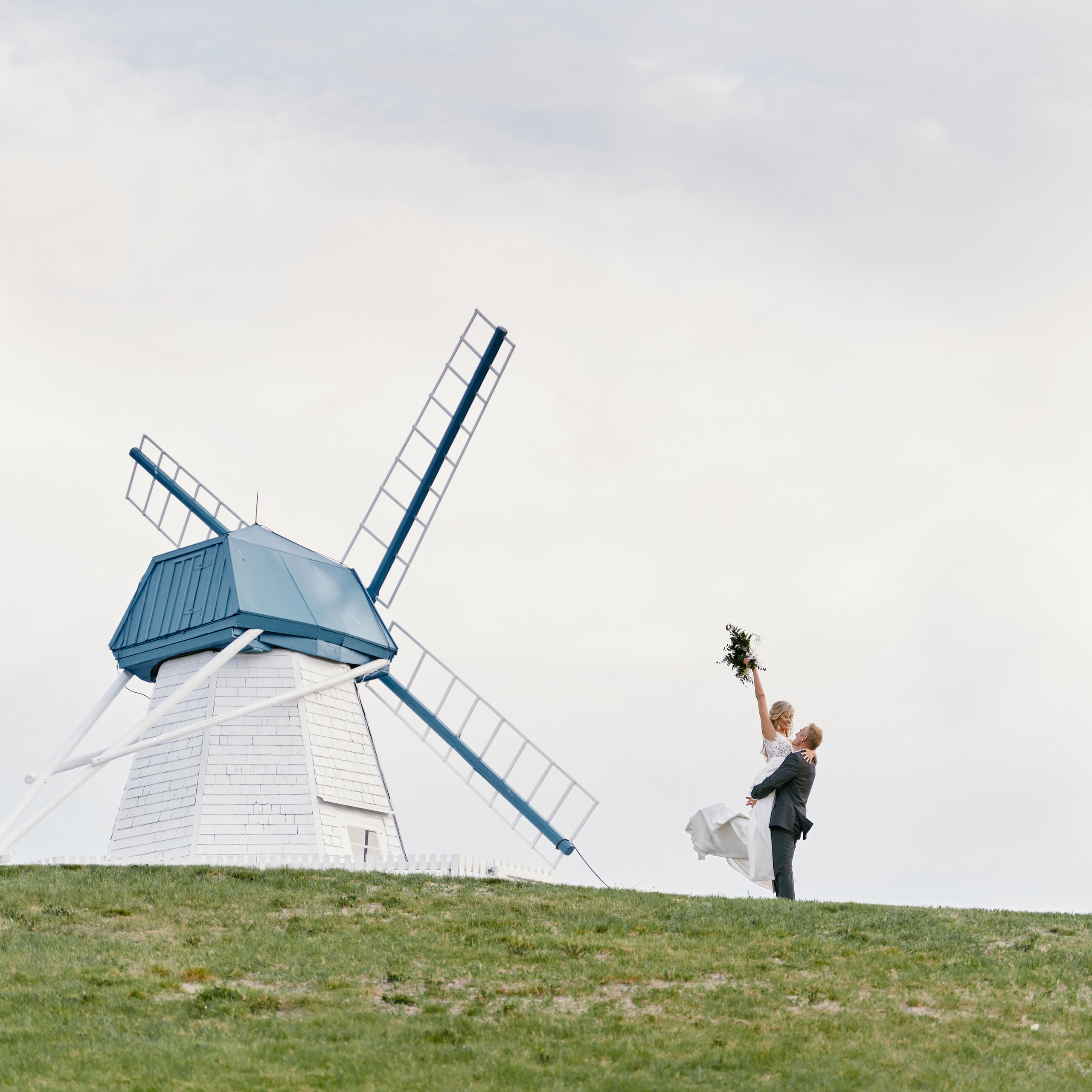 Photographer Andrii Bielikov Feedback. Calgary wedding photographer. Andrii Bielikov