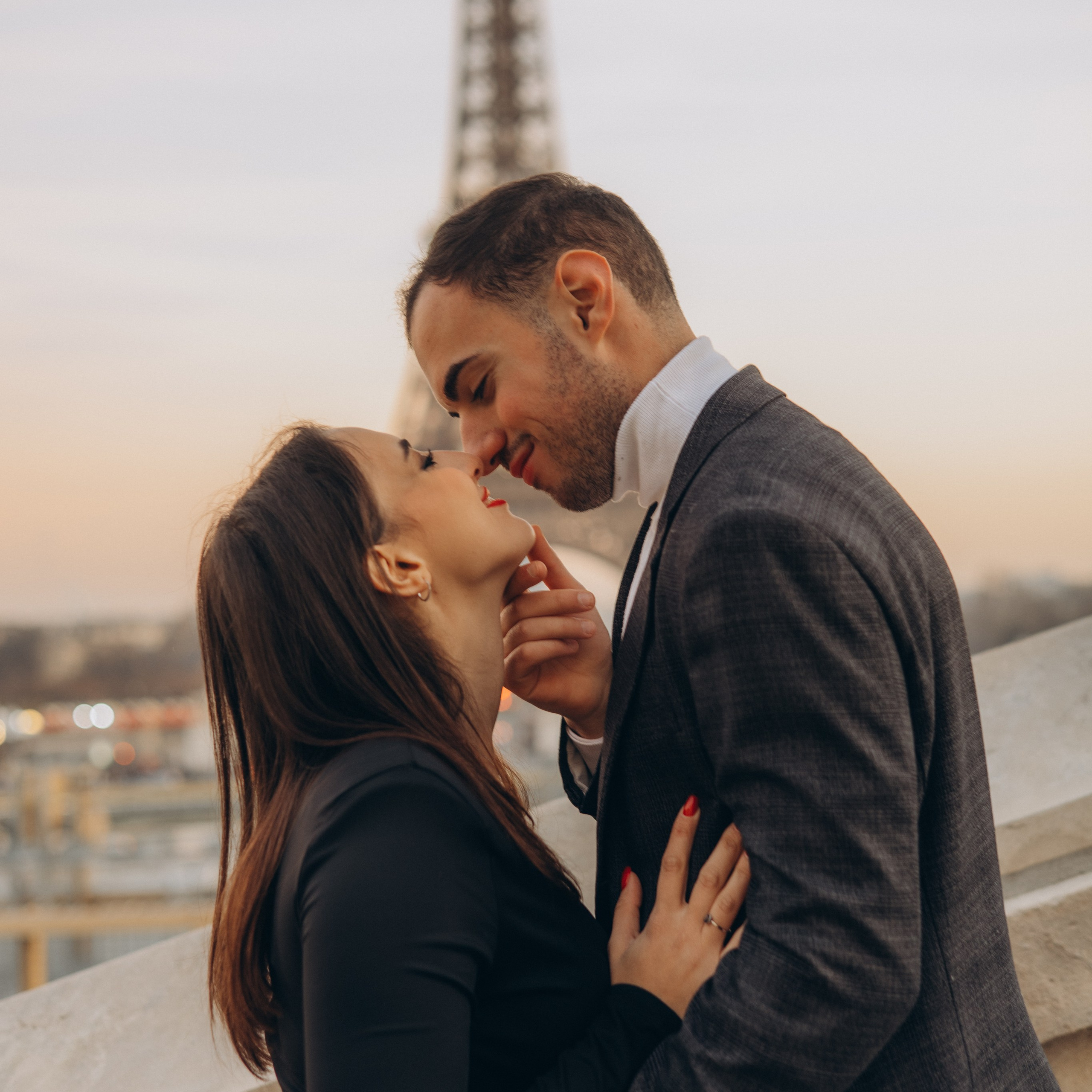 Feedback. Photographer in Paris