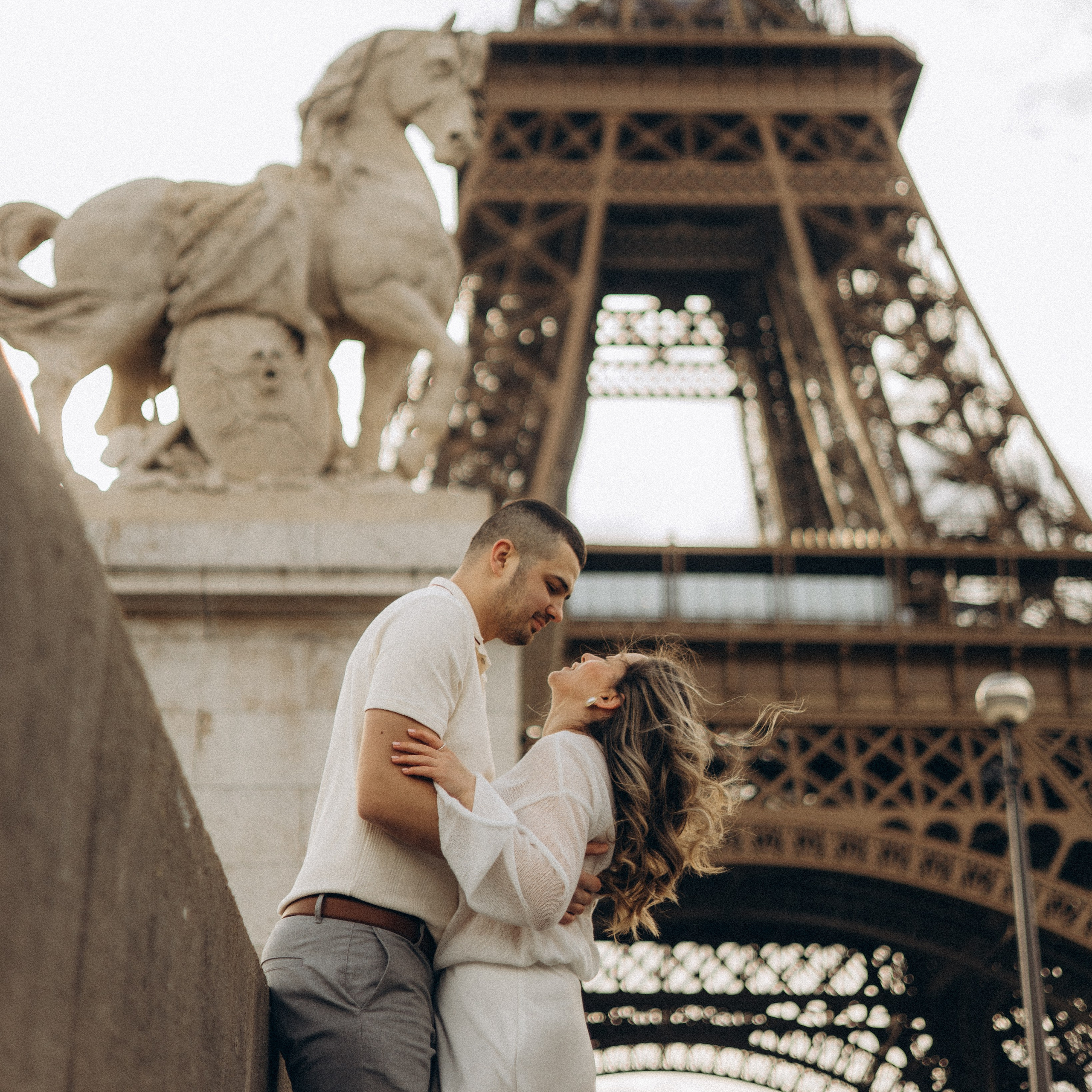 Feedback. Photographer in Paris