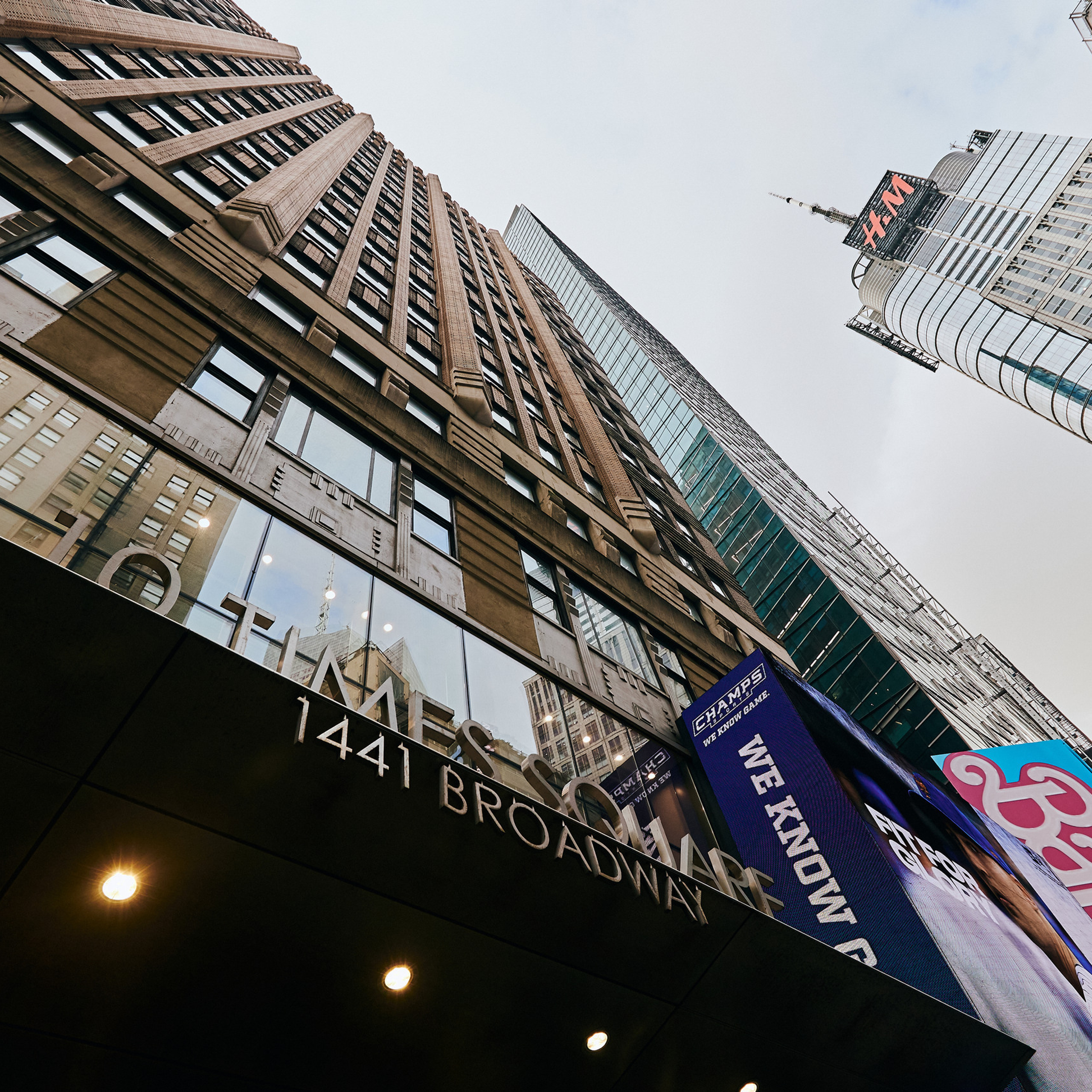 Reviews. Fashion and portrait photographer Inga Makeyeva