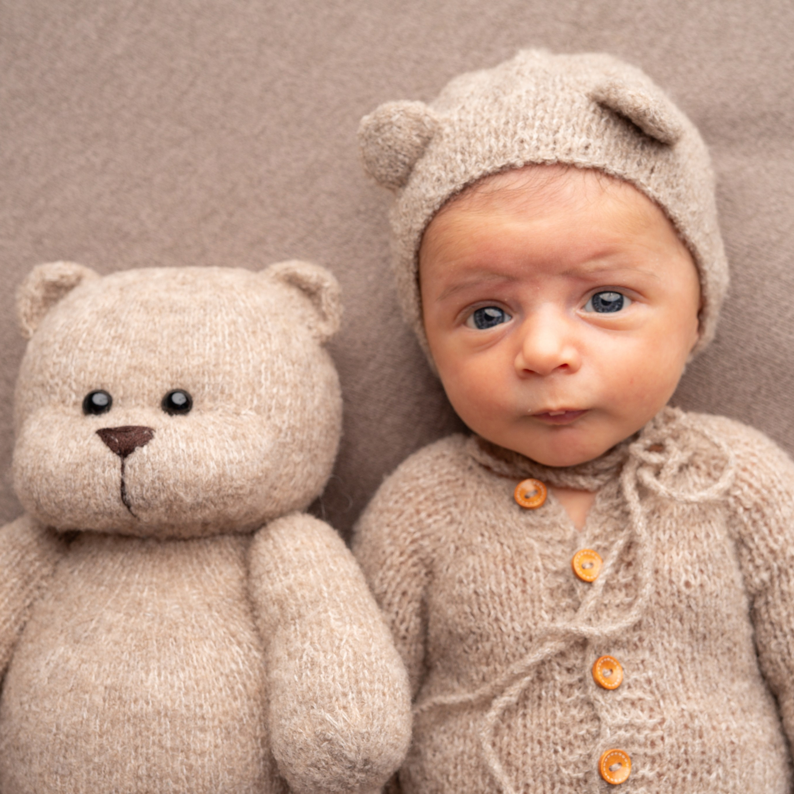 Testimonials. Newborn Photographer and life casting in Dubai Dariya Saeed