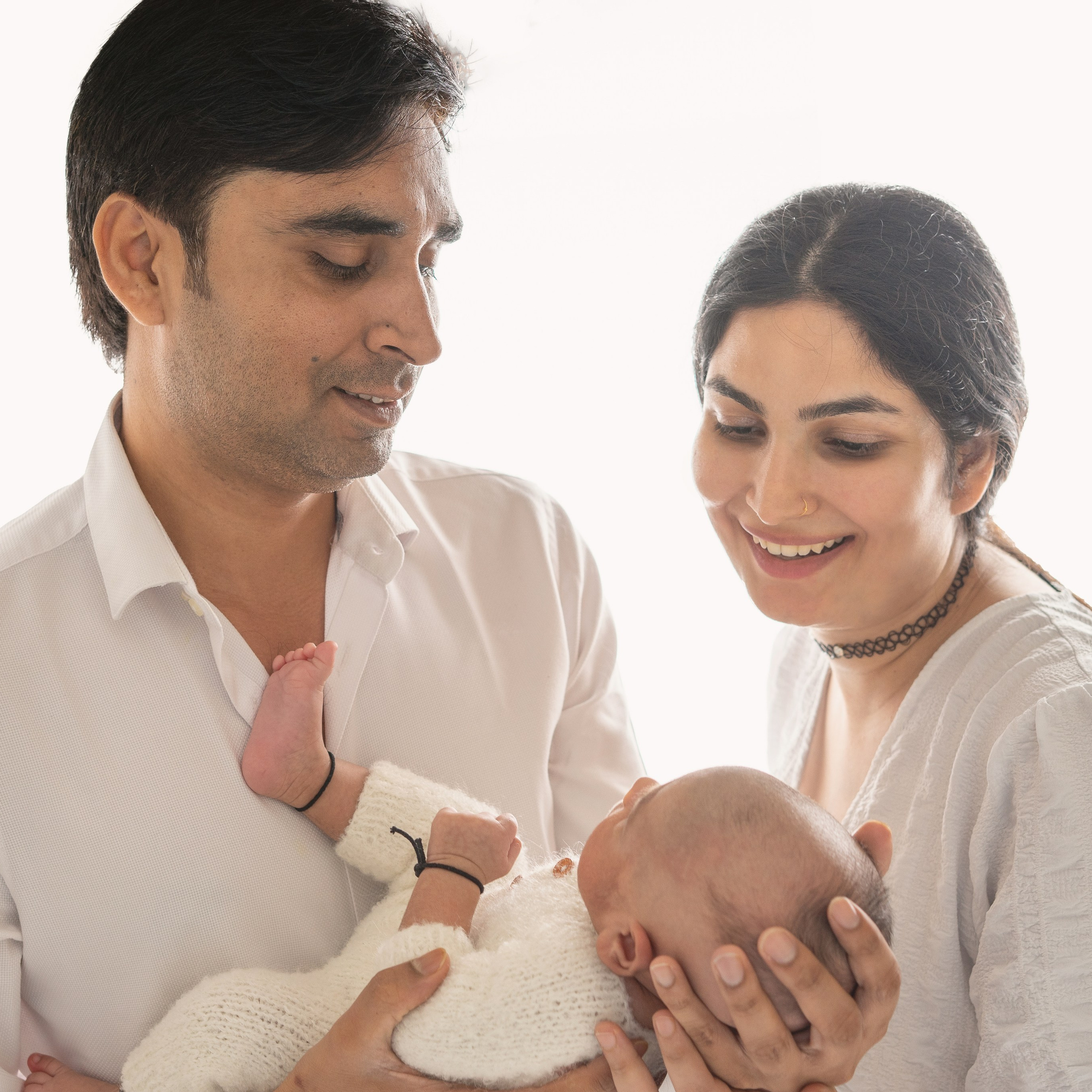Testimonials. Newborn Photographer and life casting in Dubai Dariya Saeed