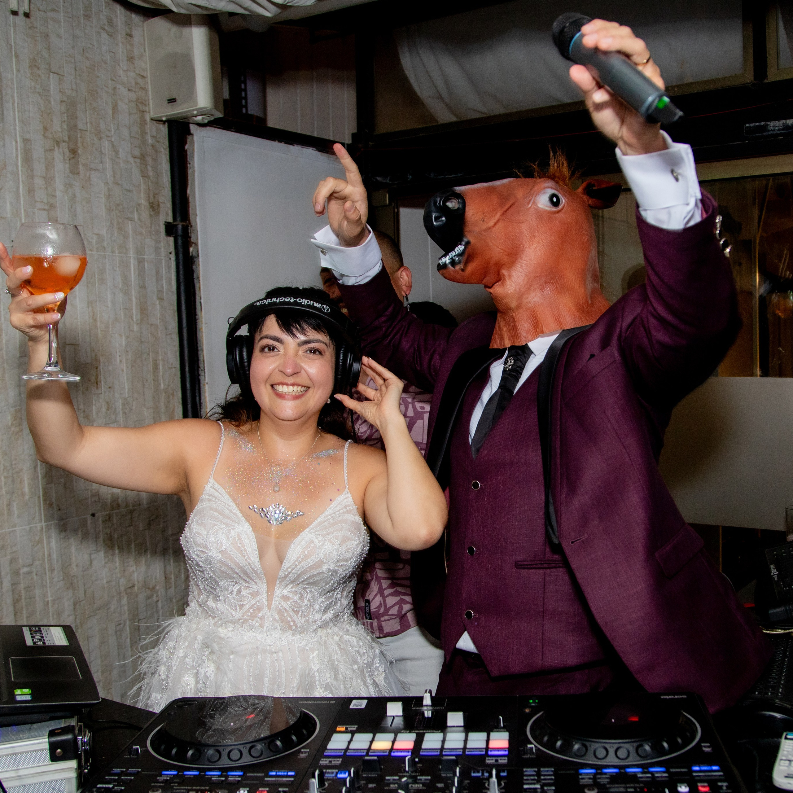 Bienvenidos a la página web de CR Films!. CR Films | Fotografía y Video de Bodas en Chile