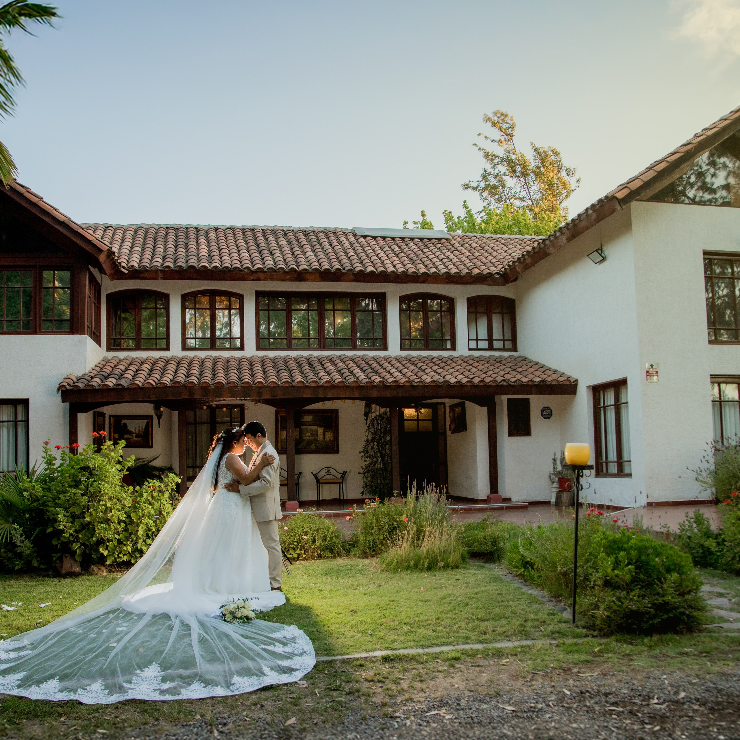 Camila & Claudio: Centro de&nbsp;Eventos Gonhein&nbsp;— Santiago 2026